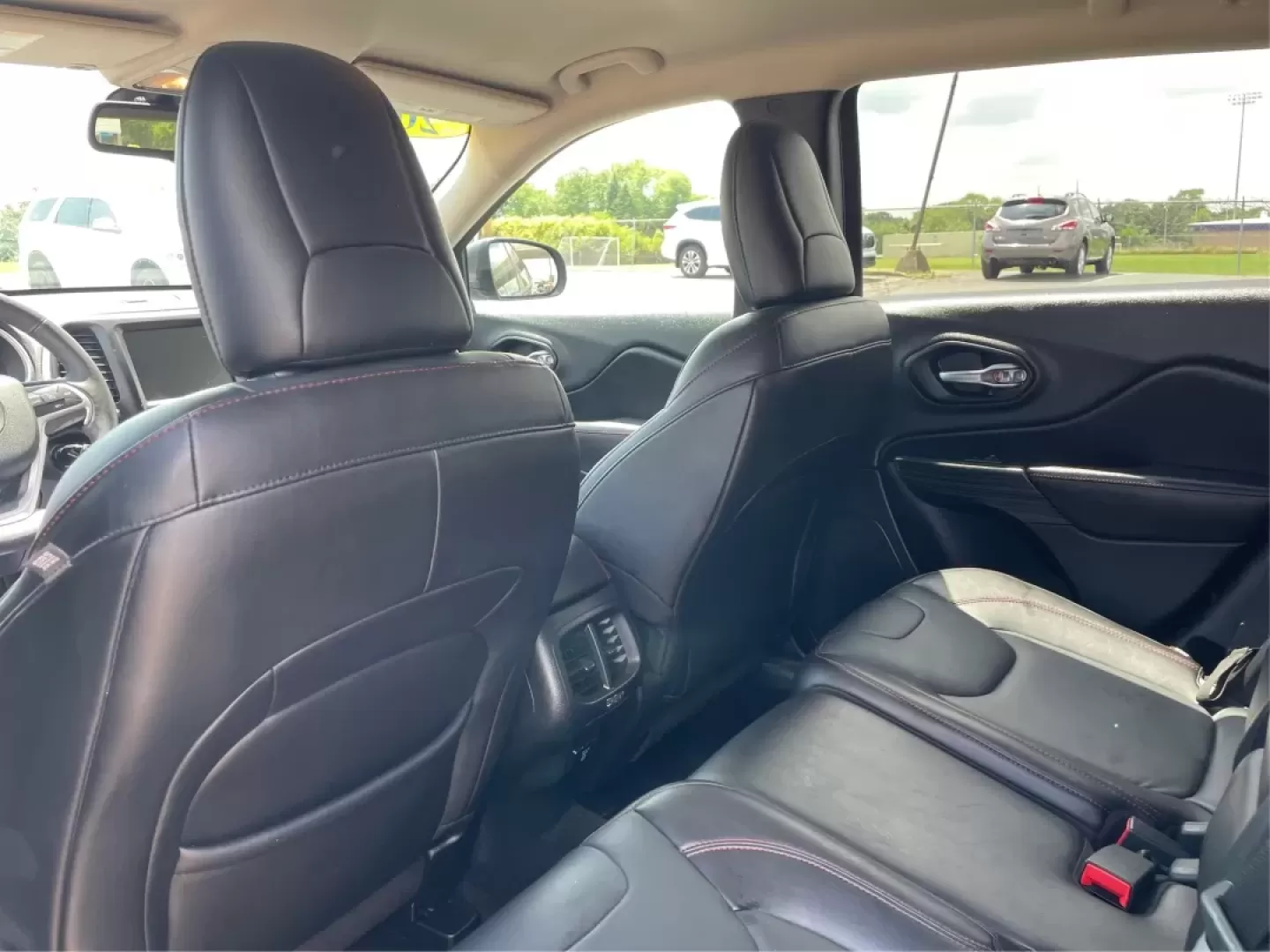 2014 Jeep Cherokee Trailhawk (1C4PJMBS6EW) with an Other engine, located at 1184 Kauffman Ave, Fairborn, OH, 45324, (937) 908-9800, 39.807072, -84.030914 - Photo#10