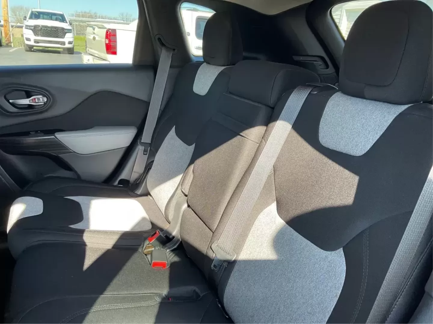 2014 Jeep Cherokee Latitude (1C4PJLCS8EW) with an MultiAir2 Tigershark 2.4L I-4 variable valve contr engine, located at 8750 N County Rd 25A, Piqua, OH, 45356, (937) 908-9800, 40.164391, -84.232513 - Photo#9