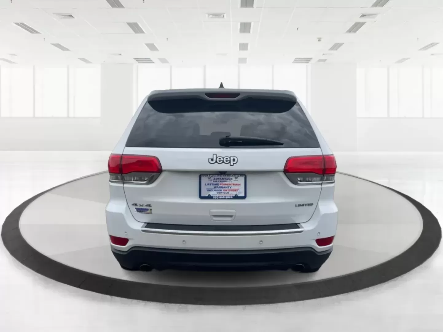 2014 Jeep Grand Cherokee Limited (1C4RJFBG4EC) with an Other engine, located at 401 Woodman Dr, Riverside, OH, 45431, (937) 908-9800, 39.760899, -84.123421 - Photo#4
