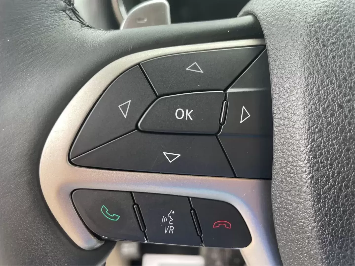 2014 Jeep Grand Cherokee Limited (1C4RJFBG4EC) with an Other engine, located at 401 Woodman Dr, Riverside, OH, 45431, (937) 908-9800, 39.760899, -84.123421 - Photo#16