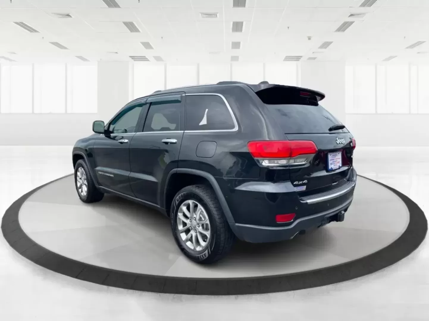 2014 Jeep Grand Cherokee Limited (1C4RJFBG9EC) with an Other engine, located at 401 Woodman Dr, Riverside, OH, 45431, (937) 908-9800, 39.760899, -84.123421 - Photo#4