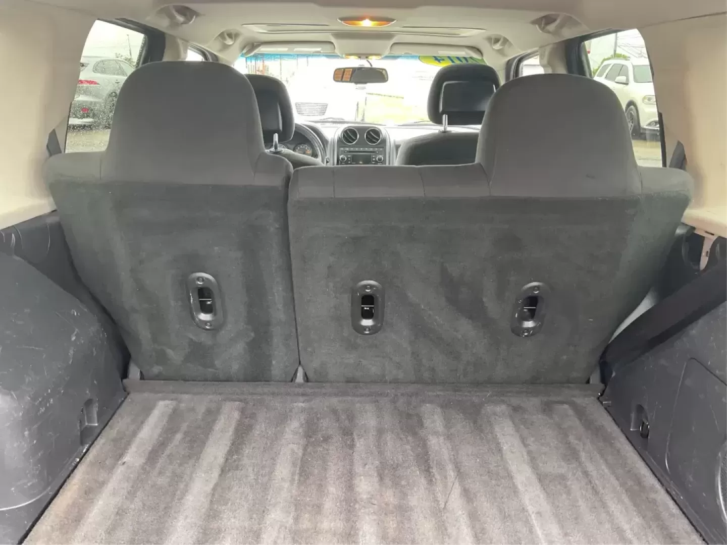 2014 Jeep Patriot Latitude (1C4NJRFB4ED) with an 2.4L I-4 DOHC engine, located at 1230 East Main St, Xenia, OH, 45385, (937) 908-9800, 39.688026, -83.910172 - Photo#11
