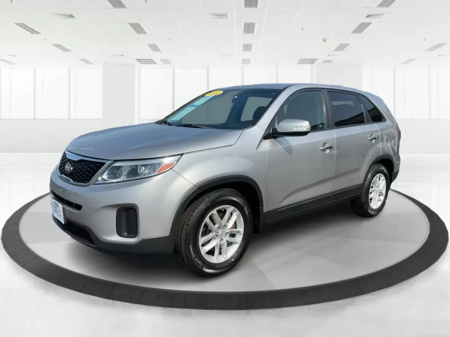 2014 Kia Sorento LX (5XYKT3A66EG) with an 2.4L I-4 gasoline direct injection engine, located at 1951 S Dayton Lakeview Rd., New Carlisle, OH, 45344, (937) 908-9800, 39.890999, -84.050255 - Photo#8