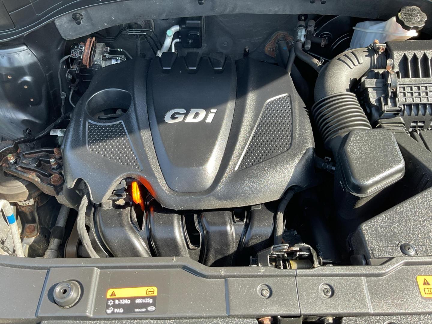 2014 Kia Sorento LX (5XYKT3A69EG) with an 2.4L I-4 gasoline direct injection engine, located at 1951 S Dayton Lakeview Rd., New Carlisle, OH, 45344, (937) 908-9800, 39.890999, -84.050255 - Photo#10