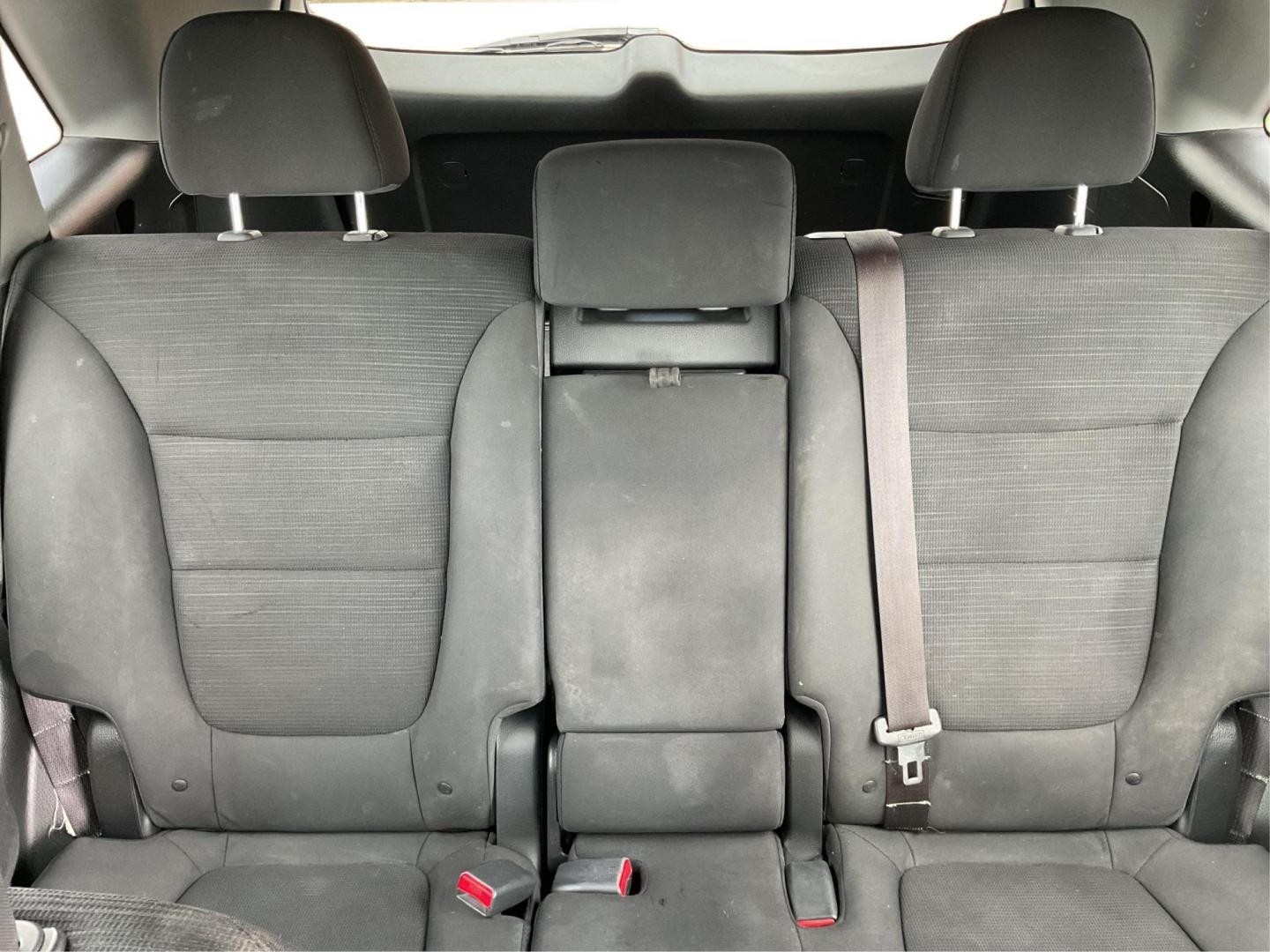 2014 Kia Sorento LX (5XYKT3A66EG) with an 2.4L I-4 gasoline direct injection engine, located at 880 E. National Road, Vandalia, OH, 45377, (937) 908-9800, 39.891918, -84.183594 - Photo#13
