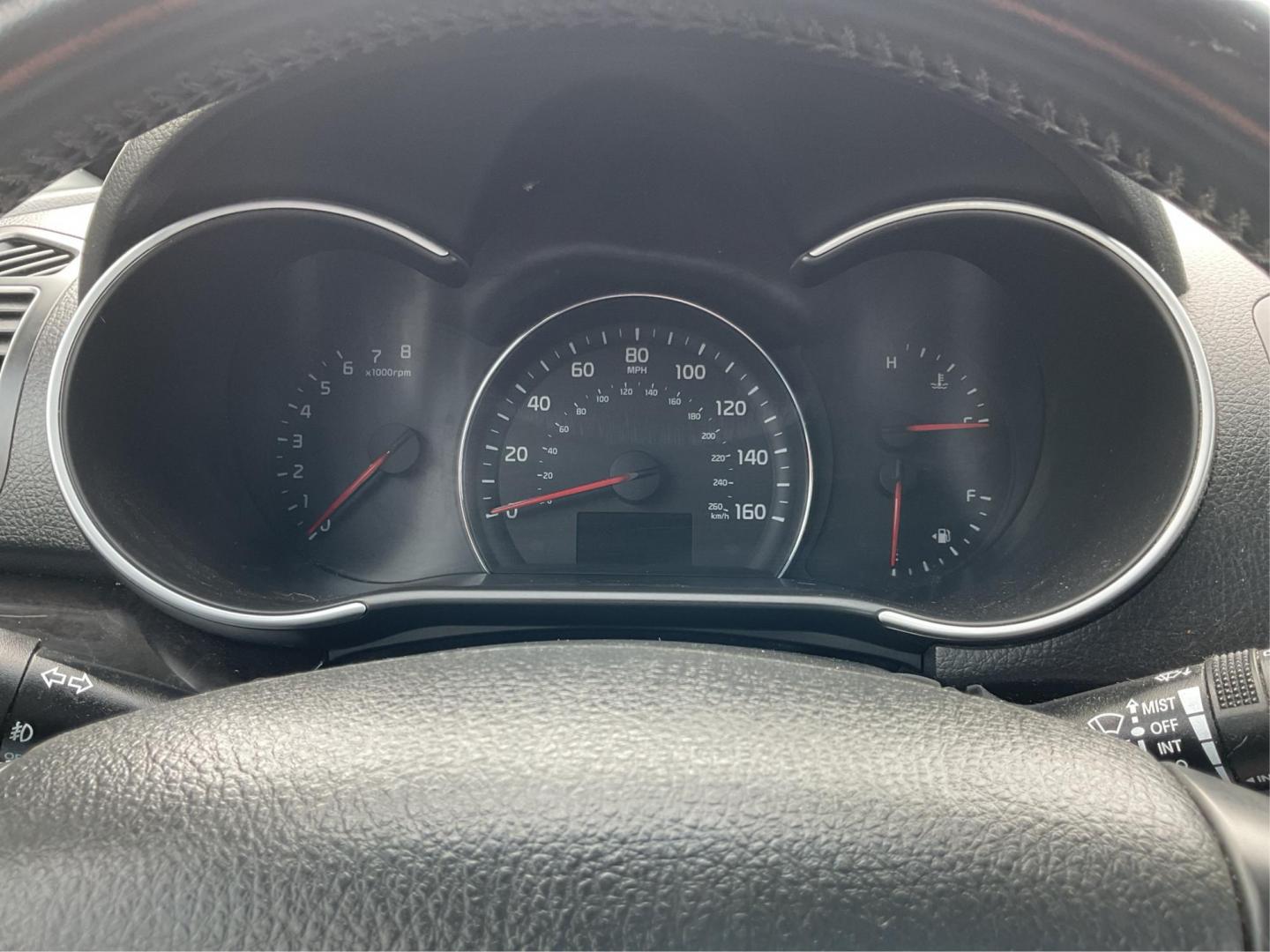 2014 Kia Sorento LX (5XYKT3A66EG) with an 2.4L I-4 gasoline direct injection engine, located at 880 E. National Road, Vandalia, OH, 45377, (937) 908-9800, 39.891918, -84.183594 - Photo#14