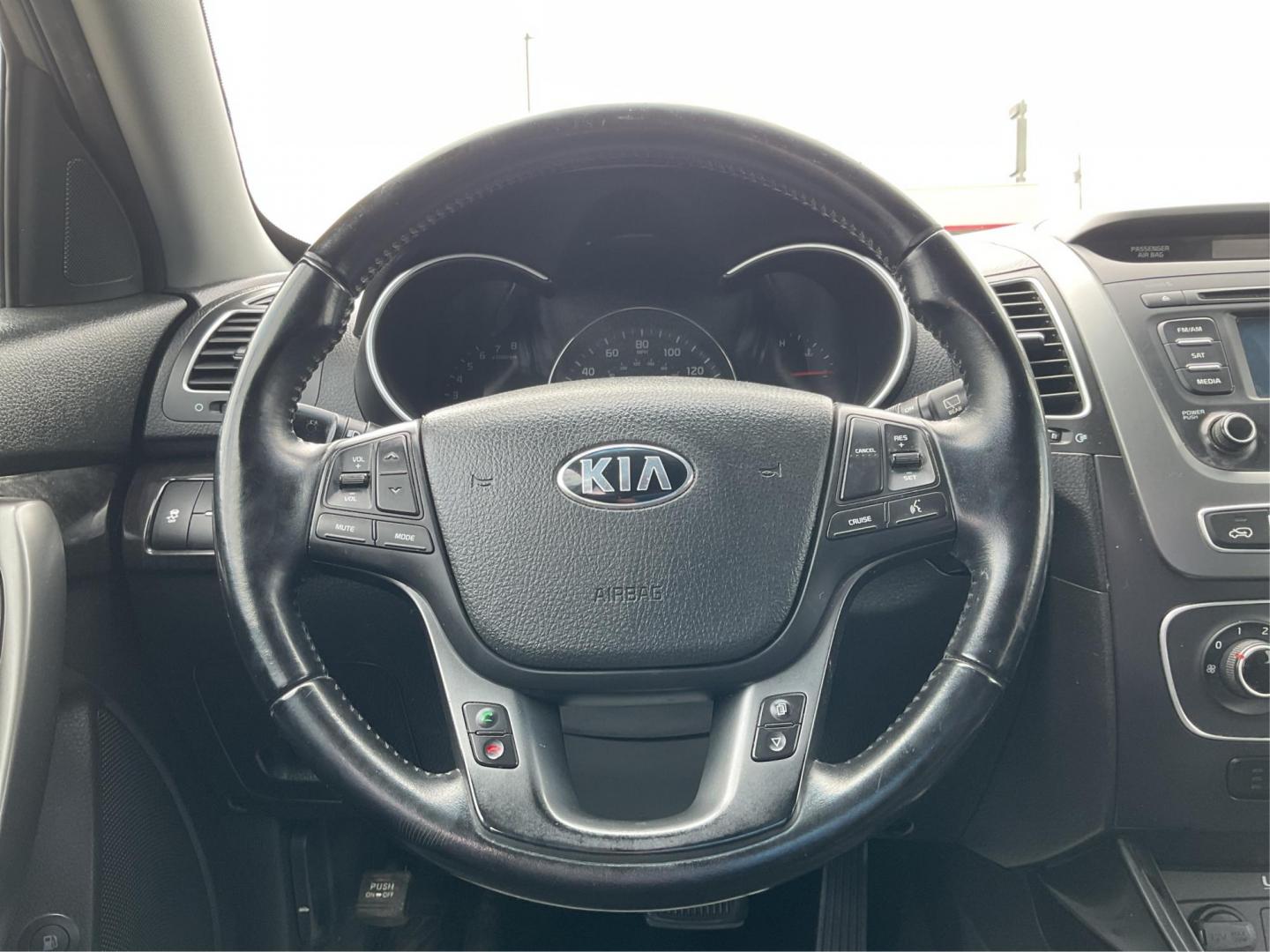 2014 Kia Sorento LX (5XYKT3A66EG) with an 2.4L I-4 gasoline direct injection engine, located at 880 E. National Road, Vandalia, OH, 45377, (937) 908-9800, 39.891918, -84.183594 - Photo#15
