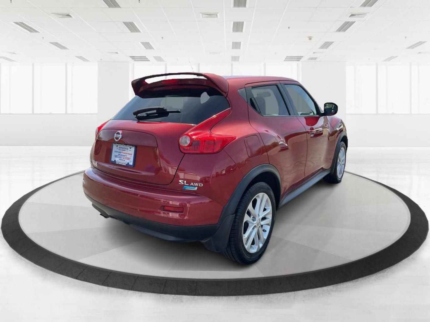 2014 Nissan Juke SL (JN8AF5MV3ET) with an 1.6L I-4 gasoline direct injection engine, located at 1184 Kauffman Ave, Fairborn, OH, 45324, (937) 908-9800, 39.807072, -84.030914 - Photo#2