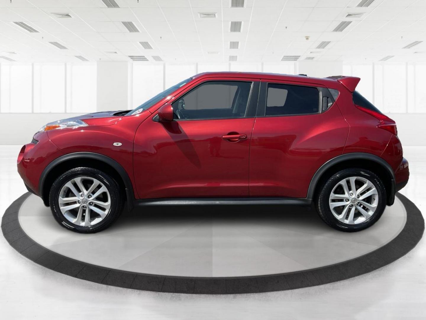 2014 Nissan Juke SL (JN8AF5MV3ET) with an 1.6L I-4 gasoline direct injection engine, located at 1184 Kauffman Ave, Fairborn, OH, 45324, (937) 908-9800, 39.807072, -84.030914 - Photo#5