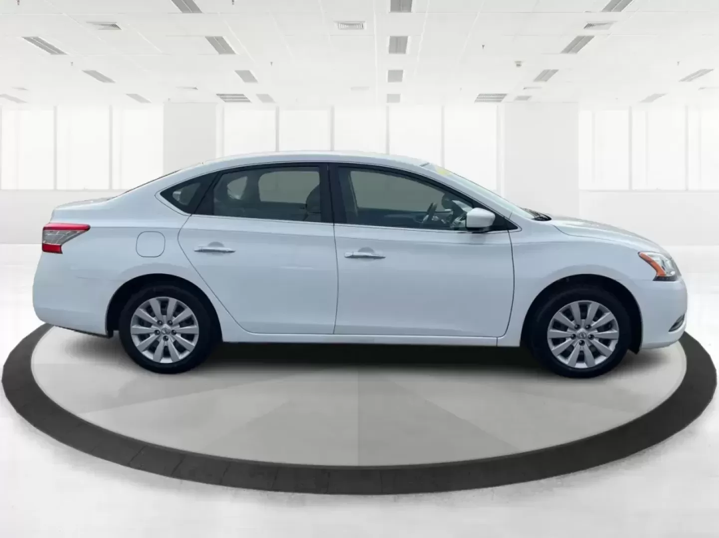 2014 Nissan Sentra S (3N1AB7AP8EL) with an 1.8L I-4 DOHC engine, located at 1951 S Dayton Lakeview Rd., New Carlisle, OH, 45344, (937) 908-9800, 39.890999, -84.050255 - Photo#1