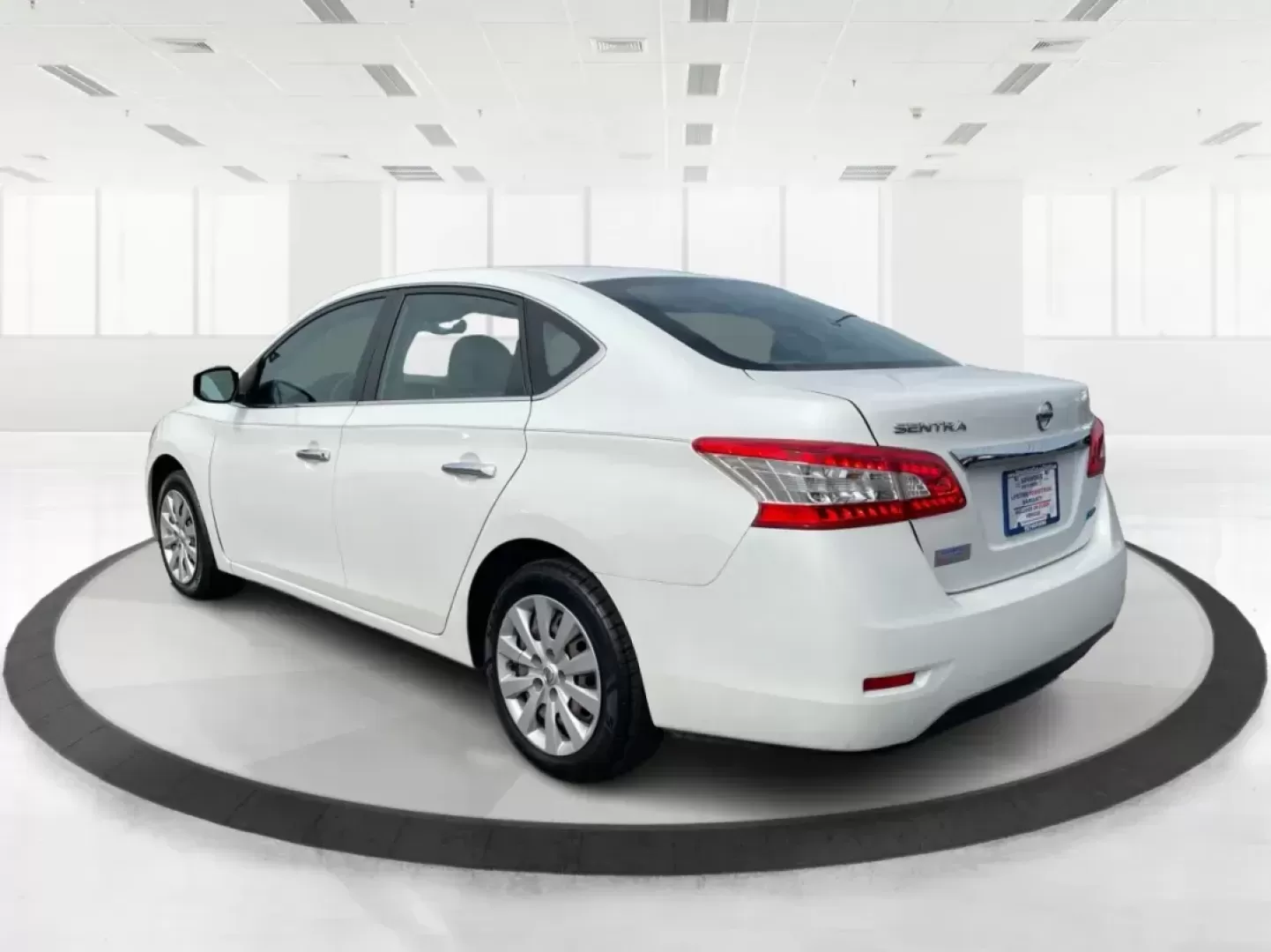 2014 Nissan Sentra S (3N1AB7AP8EL) with an 1.8L I-4 DOHC engine, located at 1951 S Dayton Lakeview Rd., New Carlisle, OH, 45344, (937) 908-9800, 39.890999, -84.050255 - Photo#4