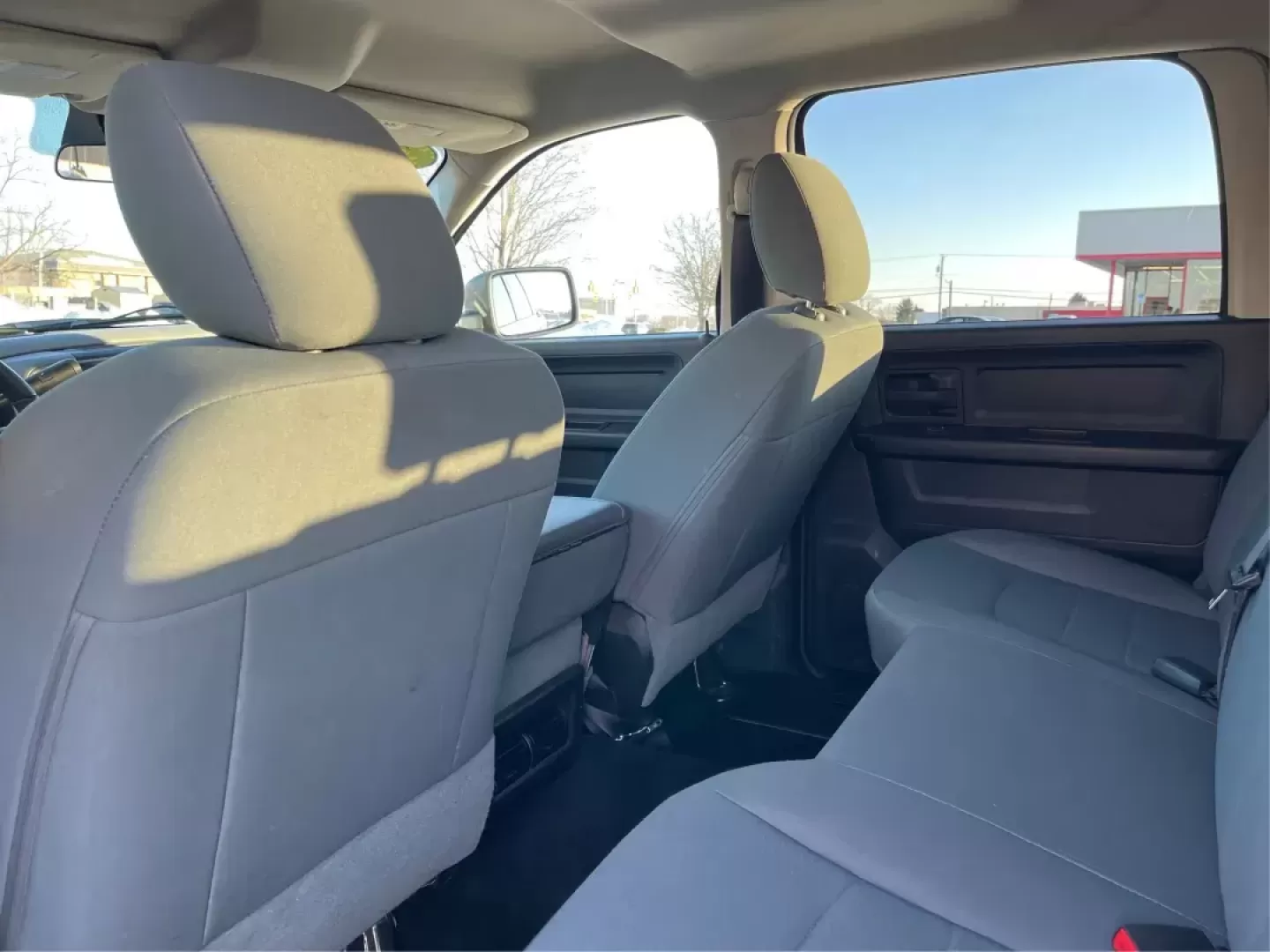 2014 Ram 1500 Tradesman Crew Cab SWB 4WD (3C6RR7KT8EG) with an 5.7L V8 OHV 16V engine, 8-Speed Automatic transmission, located at 1184 Kauffman Ave, Fairborn, OH, 45324, (937) 908-9800, 39.807072, -84.030914 - Photo#9