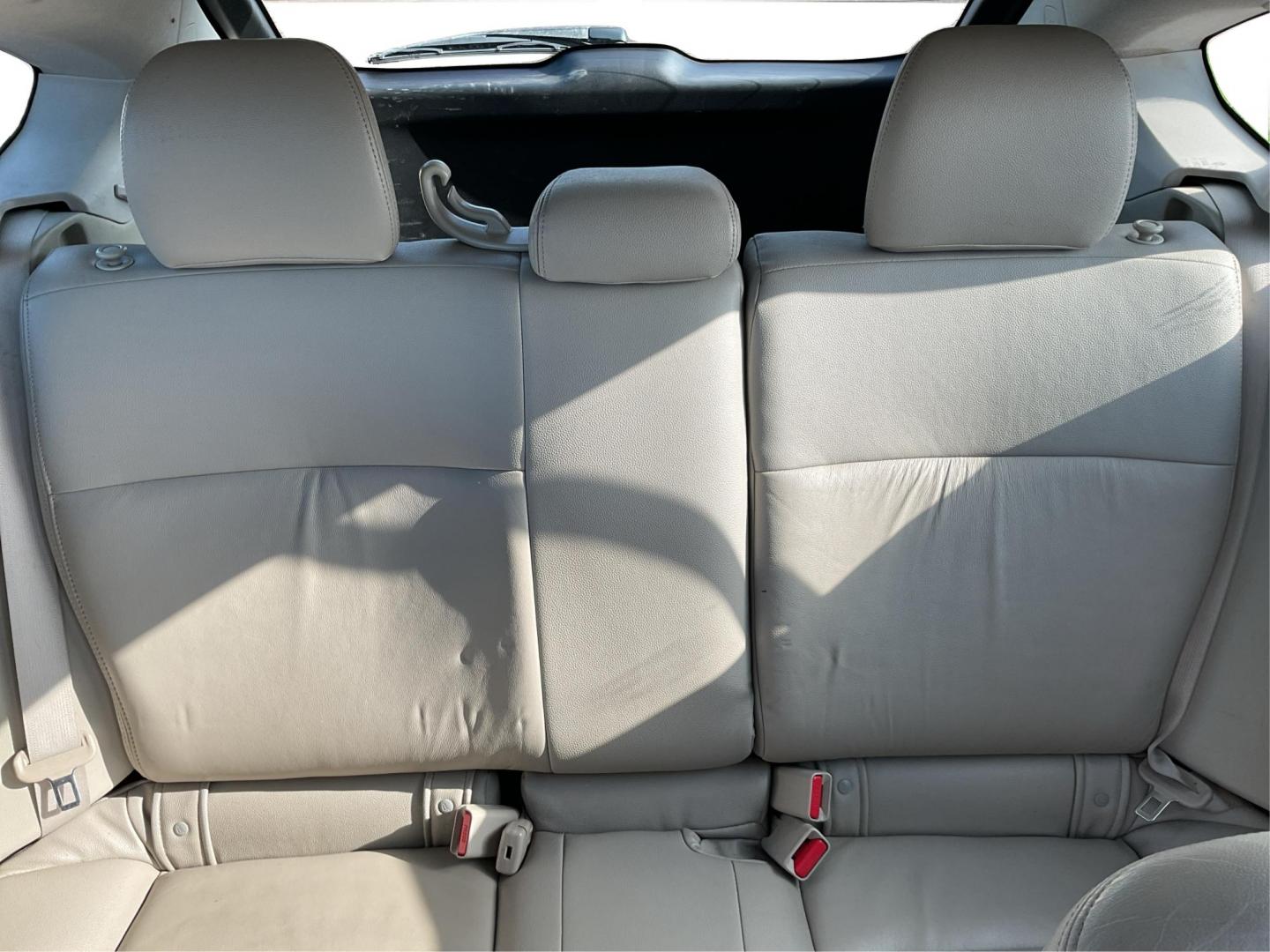 2014 Subaru Impreza 2.0i Sport Premium (JF1GPAL65E8) with an 2L H-4 DOHC engine, located at 1184 Kauffman Ave, Fairborn, OH, 45324, (937) 908-9800, 39.807072, -84.030914 - Photo#13