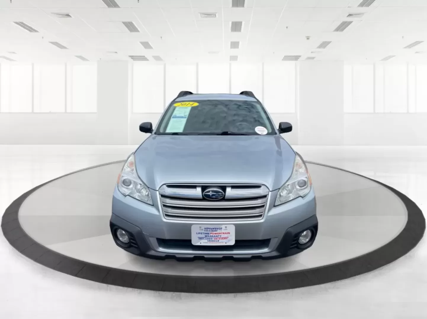 2014 Subaru Outback 2.5i (4S4BRBAC8E3) with an 2.5L H-4 DOHC engine, located at 1230 East Main St, Xenia, OH, 45385, (937) 908-9800, 39.688026, -83.910172 - Photo#7
