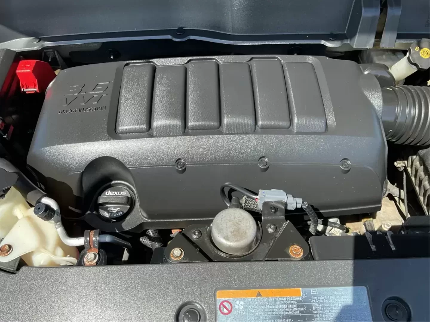 2015 Buick Enclave Leather (5GAKVBKD2FJ) with an 3.6L V-6 gasoline direct injection engine, located at 1230 East Main St, Xenia, OH, 45385, (937) 908-9800, 39.688026, -83.910172 - Photo#11