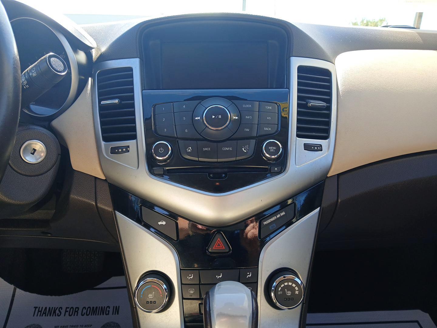 2015 Chevrolet Cruze 2LT Auto (1G1PE5SB6F7) with an 1.4L L4 DOHC 16V TURBO engine, 6-Speed Automatic transmission, located at 401 Woodman Dr, Riverside, OH, 45431, (937) 908-9800, 39.760899, -84.123421 - Photo#12