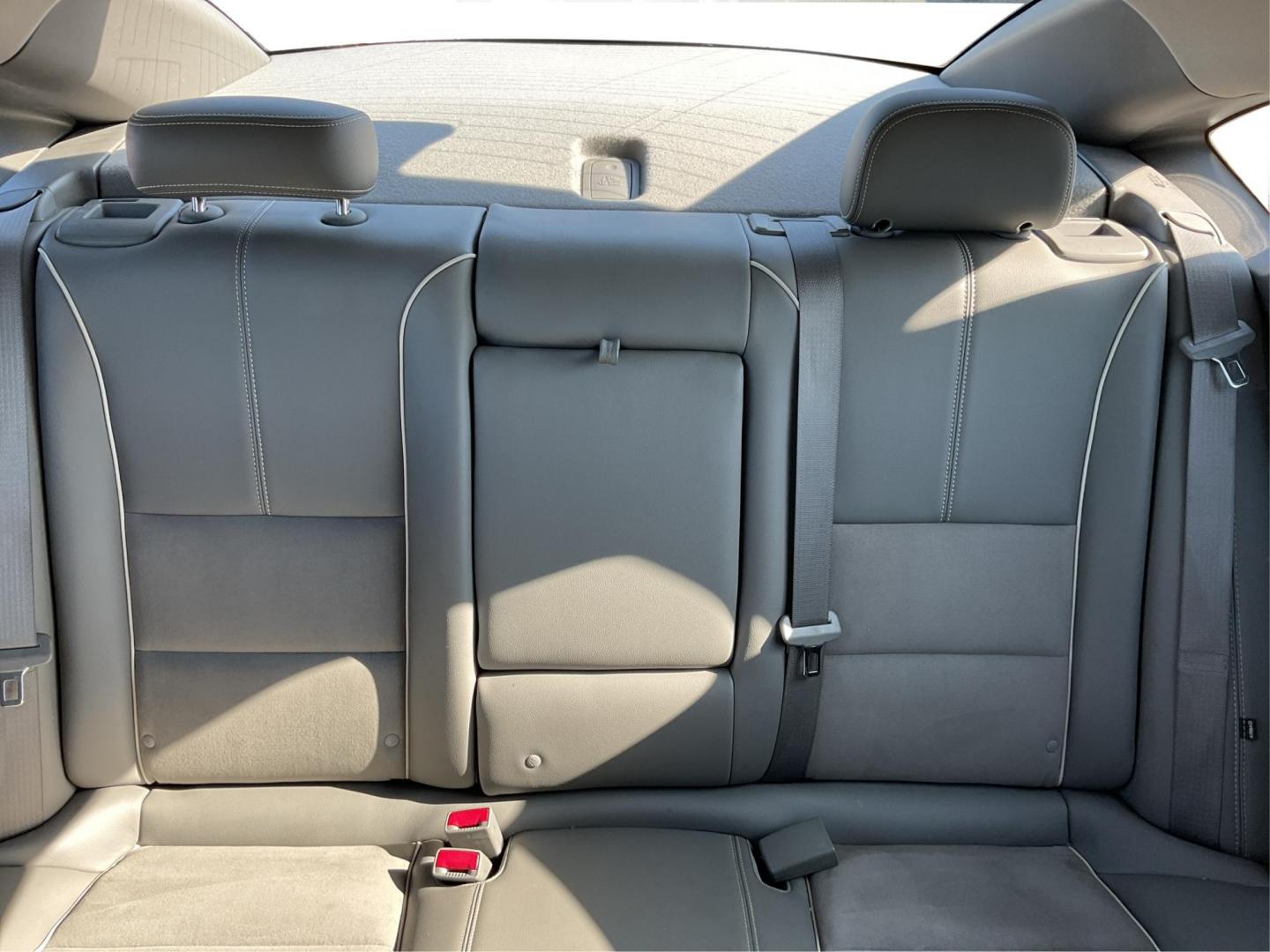 2015 Chevrolet Impala 2LT (2G1125S32F9) with an 3.6L V-6 gasoline direct injection engine, located at 1099 N County Rd 25A , Troy, OH, 45373, (937) 908-9800, 40.057079, -84.212883 - Photo#13