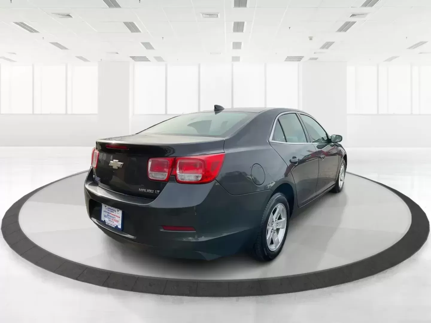 2015 Chevrolet Malibu 1LT (1G11C5SL4FF) with an ECOTEC 2.5L I-4 gasoline direct injection engine, located at 1184 Kauffman Ave, Fairborn, OH, 45324, (937) 908-9800, 39.807072, -84.030914 - Photo#2