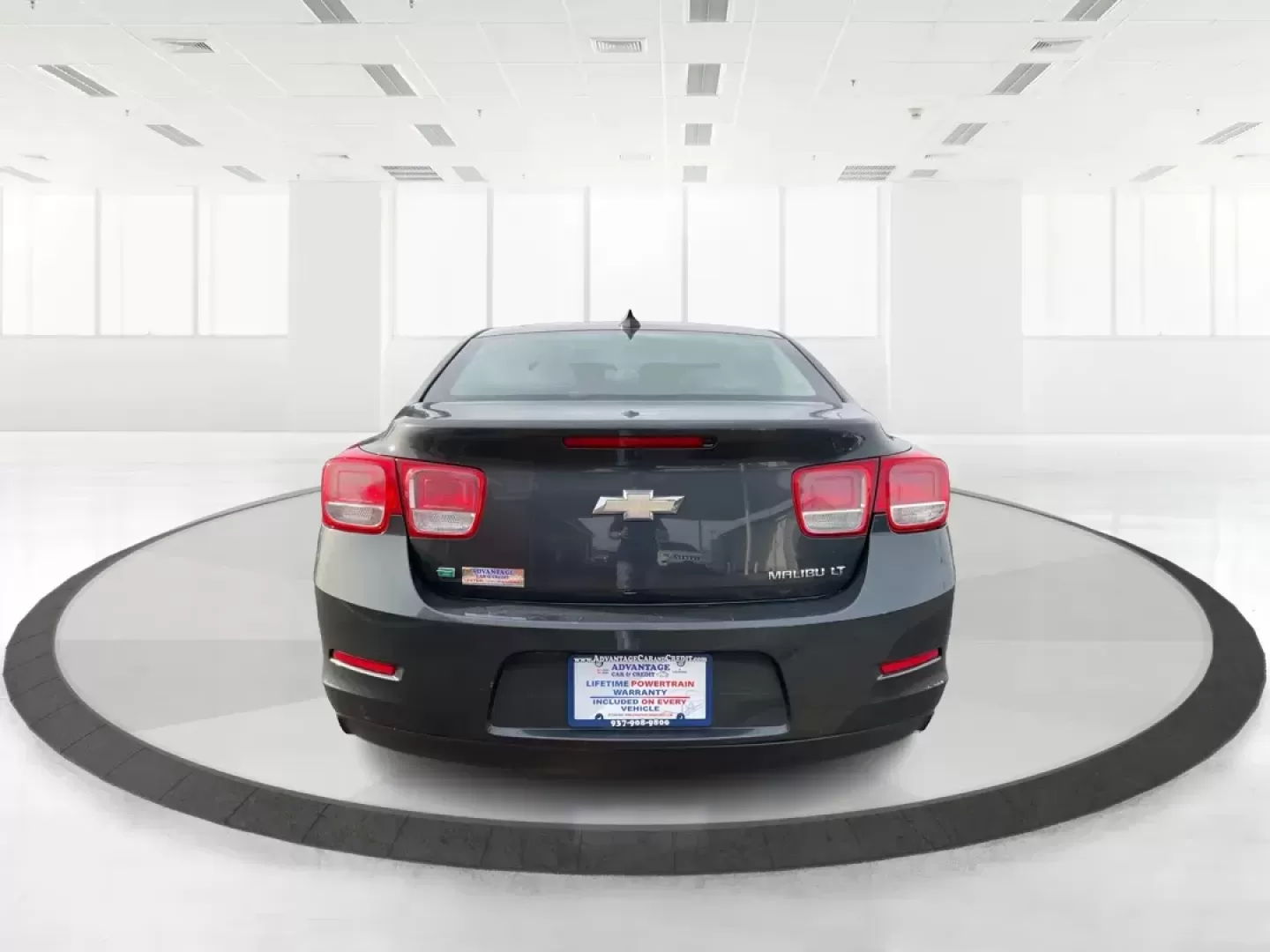 2015 Chevrolet Malibu 1LT (1G11C5SL4FF) with an ECOTEC 2.5L I-4 gasoline direct injection engine, located at 1184 Kauffman Ave, Fairborn, OH, 45324, (937) 908-9800, 39.807072, -84.030914 - Photo#3
