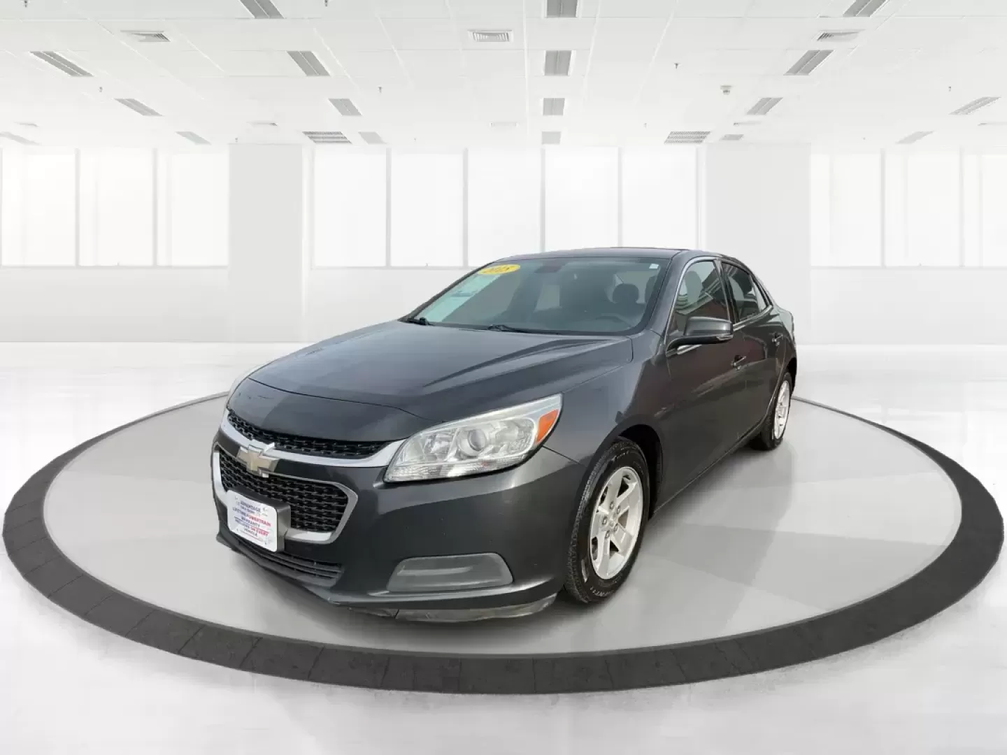 2015 Chevrolet Malibu 1LT (1G11C5SL4FF) with an ECOTEC 2.5L I-4 gasoline direct injection engine, located at 1184 Kauffman Ave, Fairborn, OH, 45324, (937) 908-9800, 39.807072, -84.030914 - Photo#7