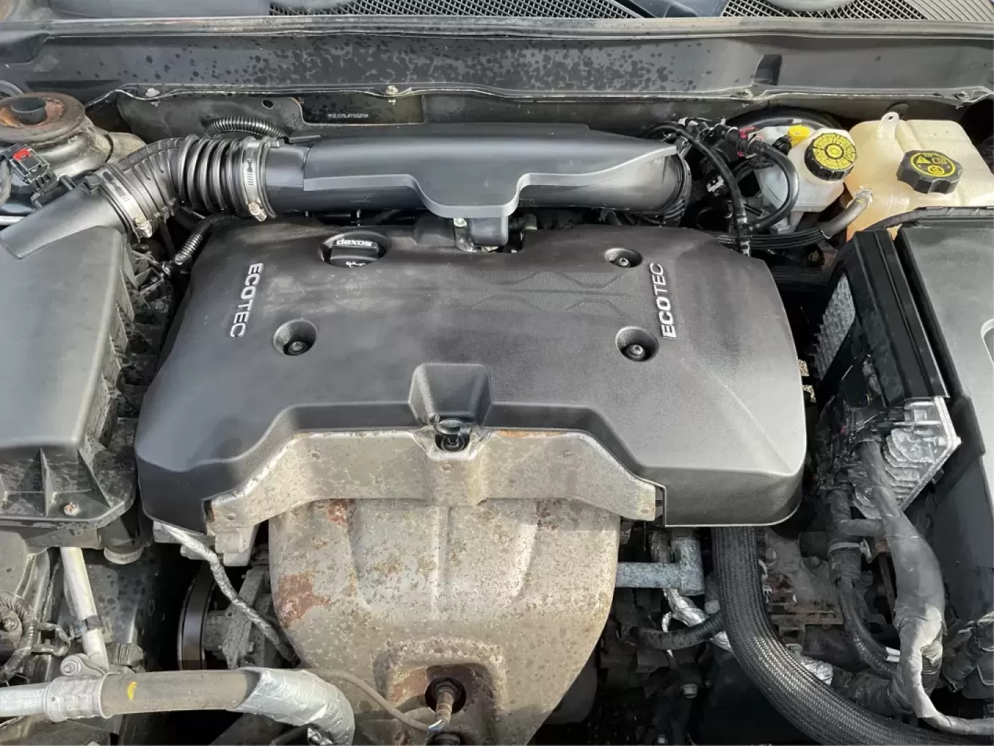 2015 Chevrolet Malibu 1LT (1G11C5SL4FF) with an ECOTEC 2.5L I-4 gasoline direct injection engine, located at 1184 Kauffman Ave, Fairborn, OH, 45324, (937) 908-9800, 39.807072, -84.030914 - Photo#10