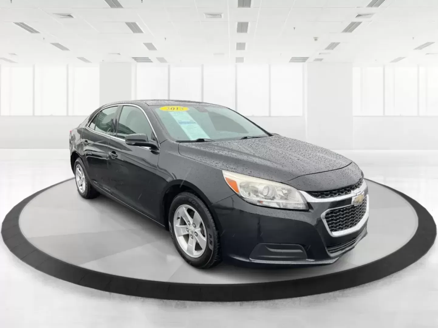 2015 Chevrolet Malibu 1LT (1G11C5SL0FF) with an ECOTEC 2.5L I-4 gasoline direct injection engine, located at 401 Woodman Dr, Riverside, OH, 45431, (937) 908-9800, 39.760899, -84.123421 - Photo#0
