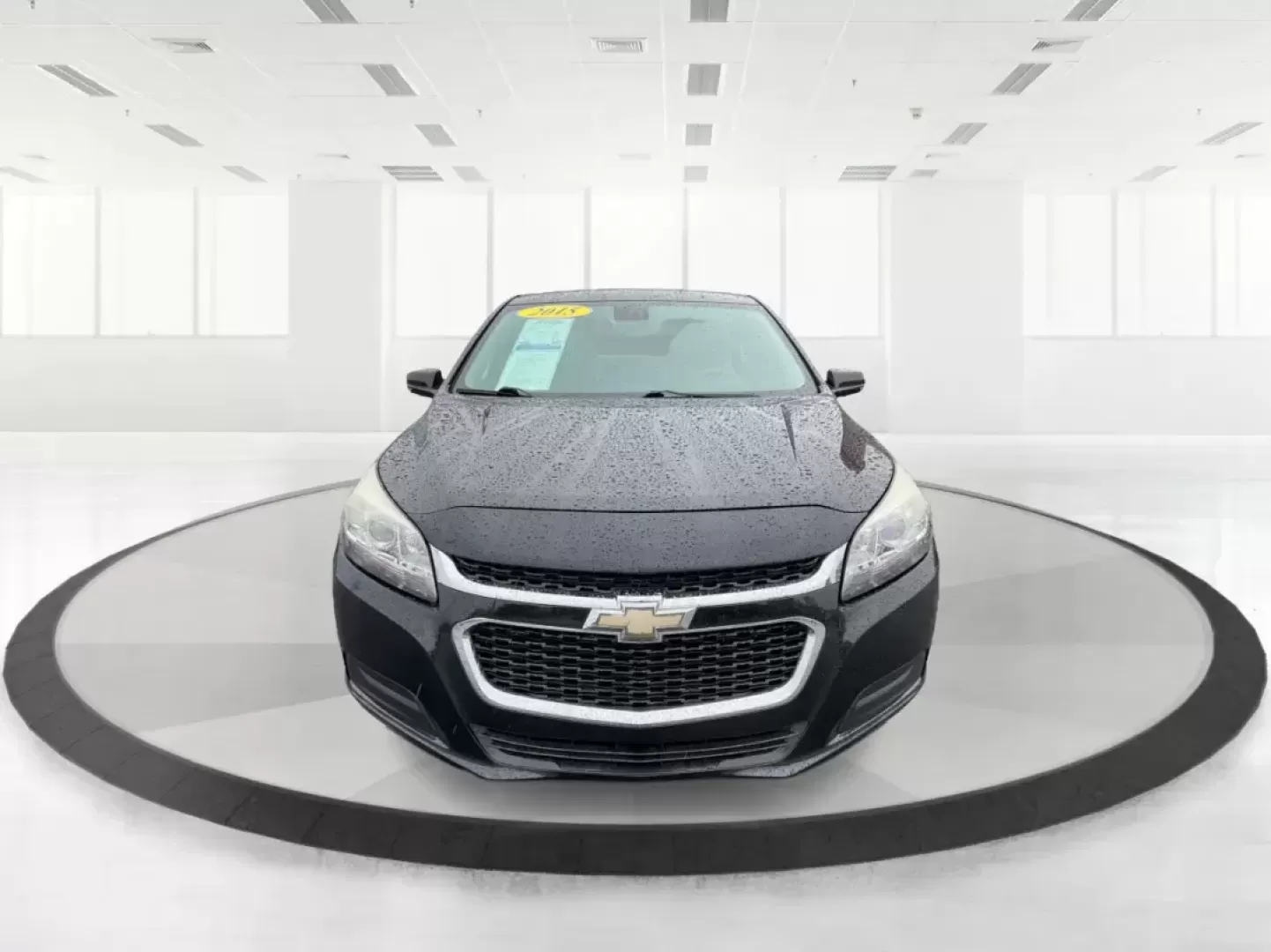 2015 Chevrolet Malibu 1LT (1G11C5SL0FF) with an ECOTEC 2.5L I-4 gasoline direct injection engine, located at 401 Woodman Dr, Riverside, OH, 45431, (937) 908-9800, 39.760899, -84.123421 - Photo#6