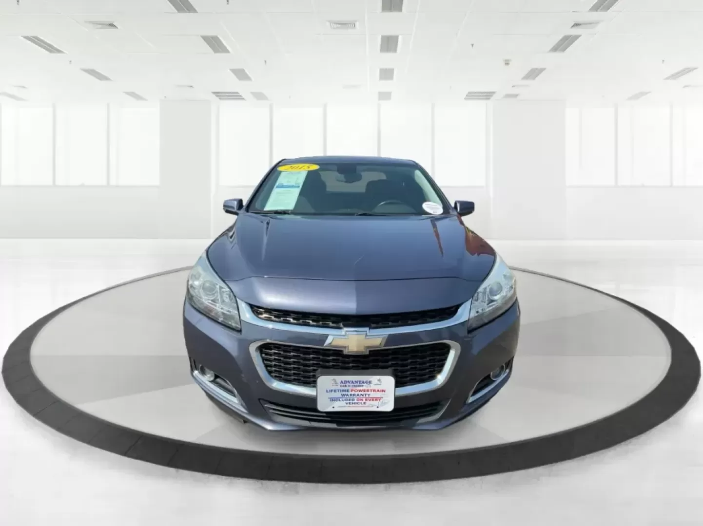 2015 Chevrolet Malibu 2LT (1G11D5SL8FF) with an ECOTEC 2.5L I-4 gasoline direct injection engine, located at 1230 East Main St, Xenia, OH, 45385, (937) 908-9800, 39.688026, -83.910172 - Photo#6