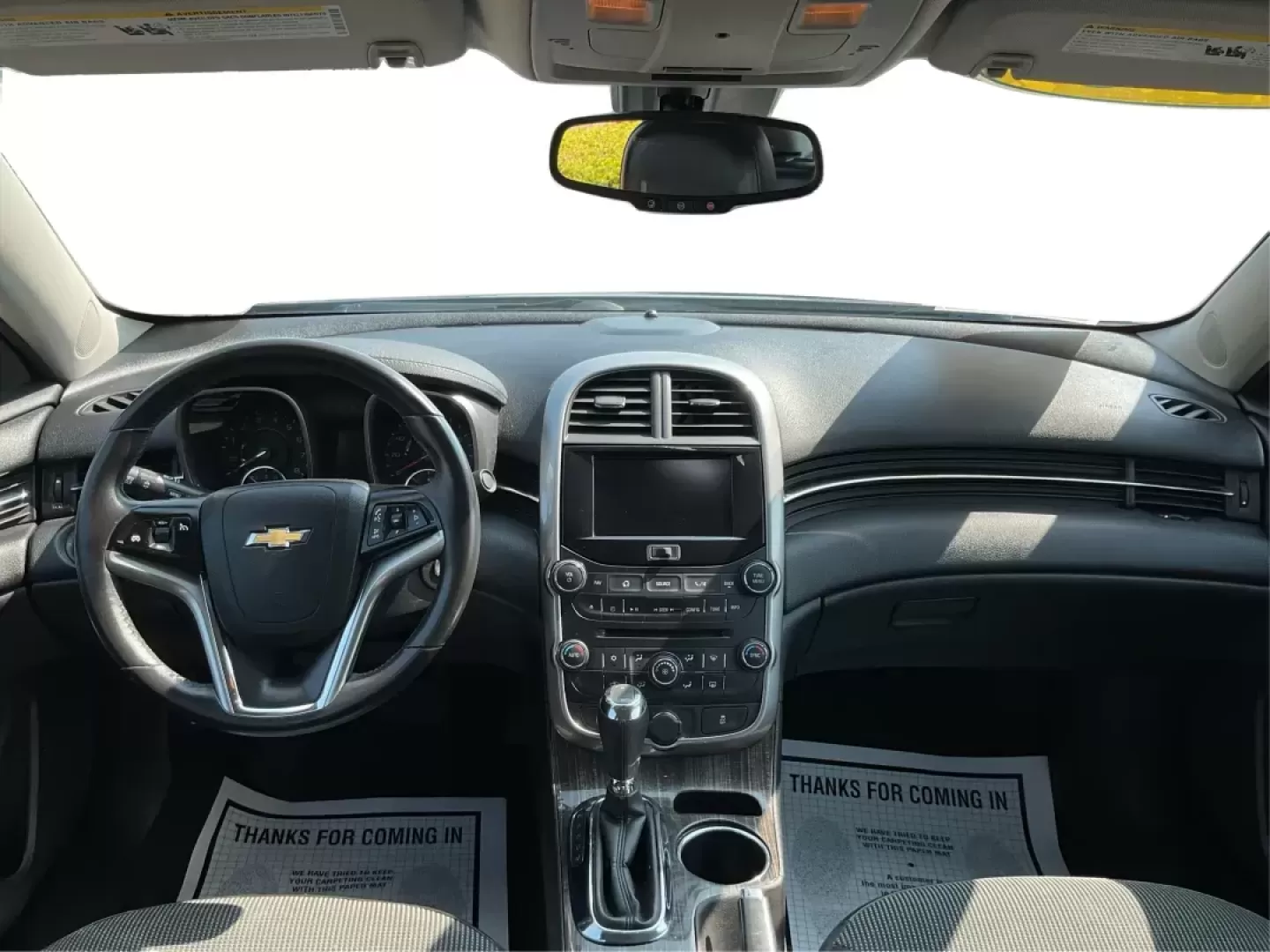 2015 Chevrolet Malibu 2LT (1G11D5SL8FF) with an ECOTEC 2.5L I-4 gasoline direct injection engine, located at 1230 East Main St, Xenia, OH, 45385, (937) 908-9800, 39.688026, -83.910172 - Photo#19