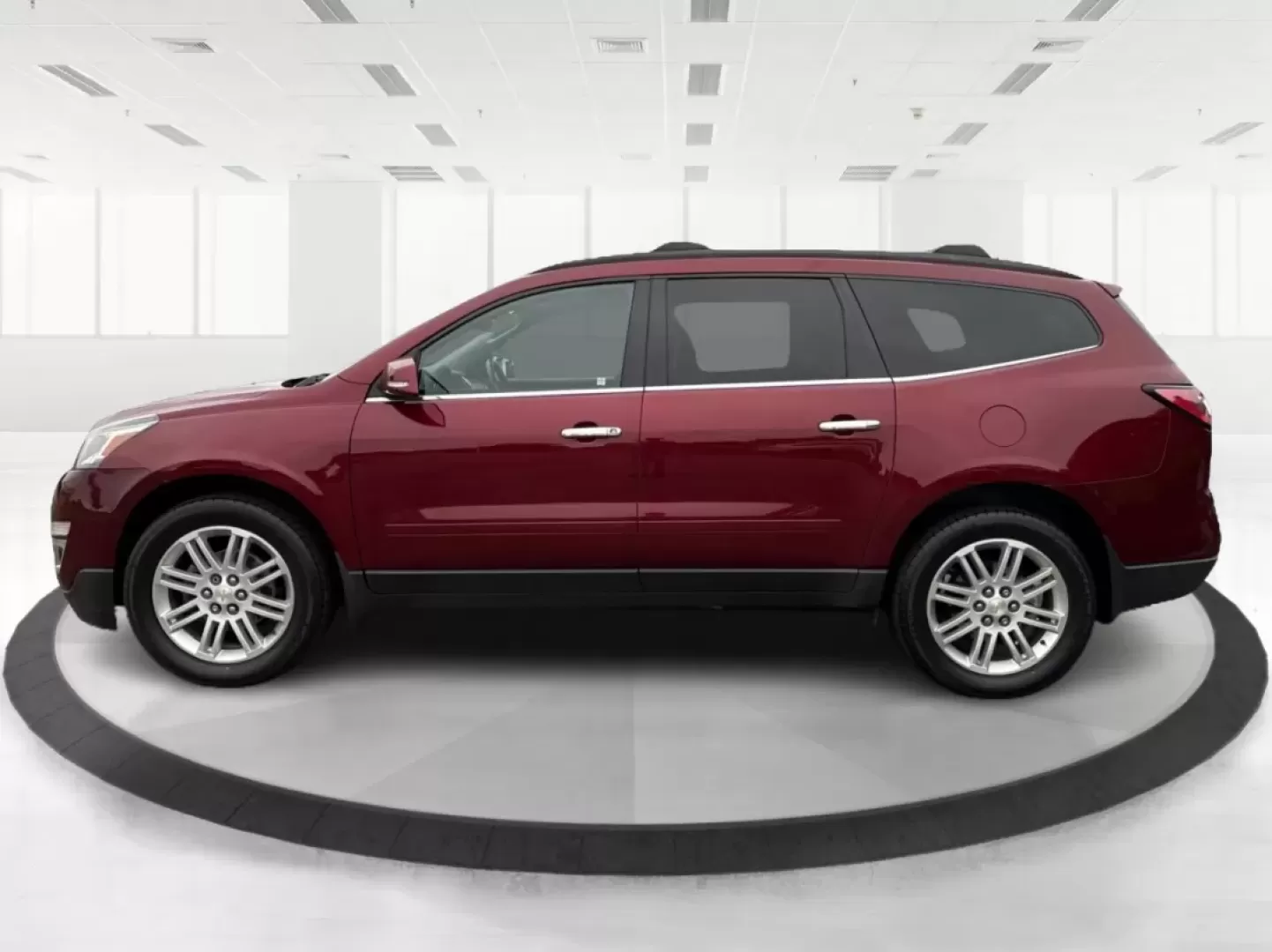 2015 Chevrolet Traverse 1LT (1GNKVGKD4FJ) with an 3.6L V-6 gasoline direct injection engine, located at 1099 N County Rd 25A , Troy, OH, 45373, (937) 908-9800, 40.057079, -84.212883 - Photo#5