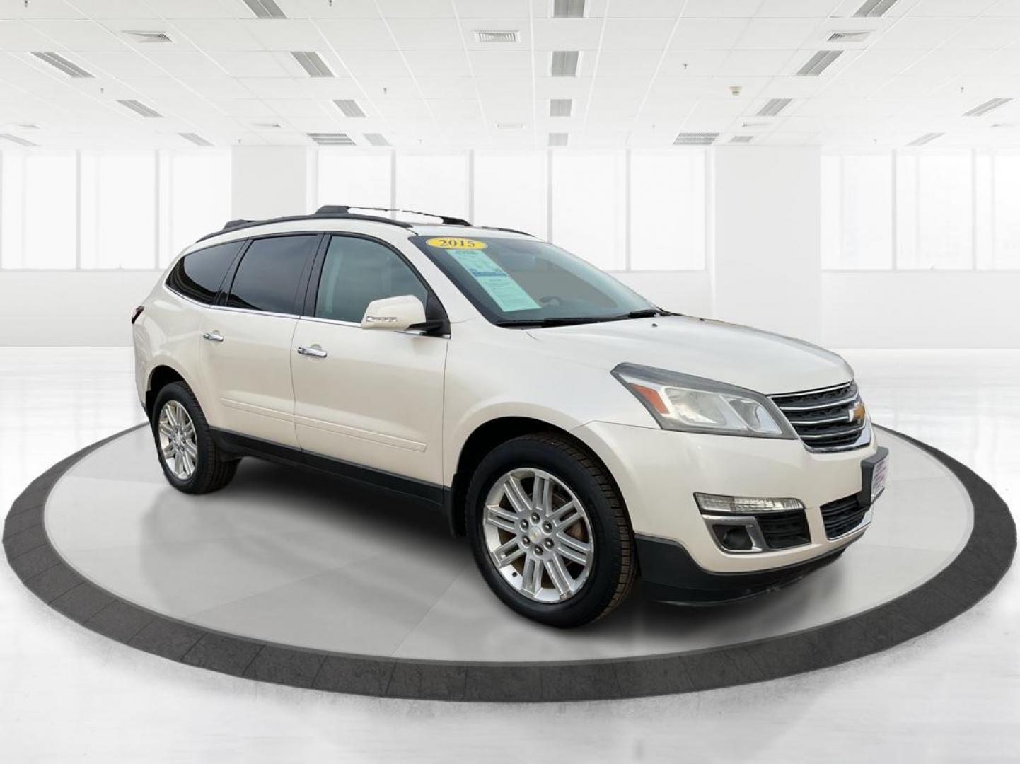 2015 Chevrolet Traverse 1LT (1GNKVGKD3FJ) with an 3.6L V-6 gasoline direct injection engine, located at 880 E. National Road, Vandalia, OH, 45377, (937) 908-9800, 39.891918, -84.183594 - Photo#0