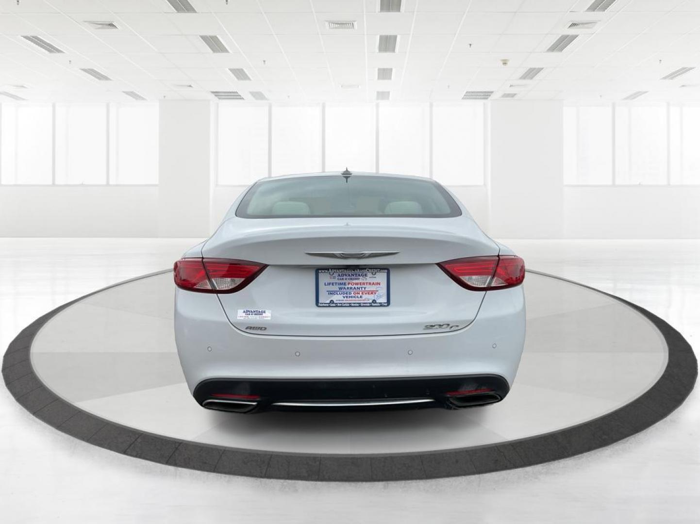 2015 Chrysler 200 C AWD (1C3CCCEG0FN) with an Other engine, located at 1230 East Main St, Xenia, OH, 45385, (937) 908-9800, 39.688026, -83.910172 - Photo#3