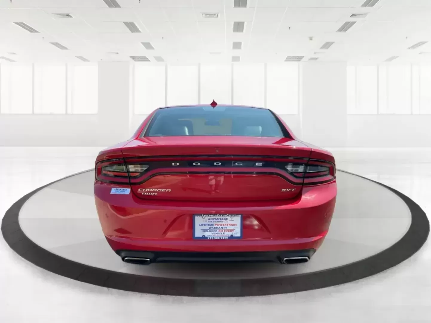 2015 Dodge Charger SXT (2C3CDXJG7FH) with an 3.6L V-6 DOHC engine, located at 8750 N County Rd 25A, Piqua, OH, 45356, (937) 908-9800, 40.164391, -84.232513 - Photo#3