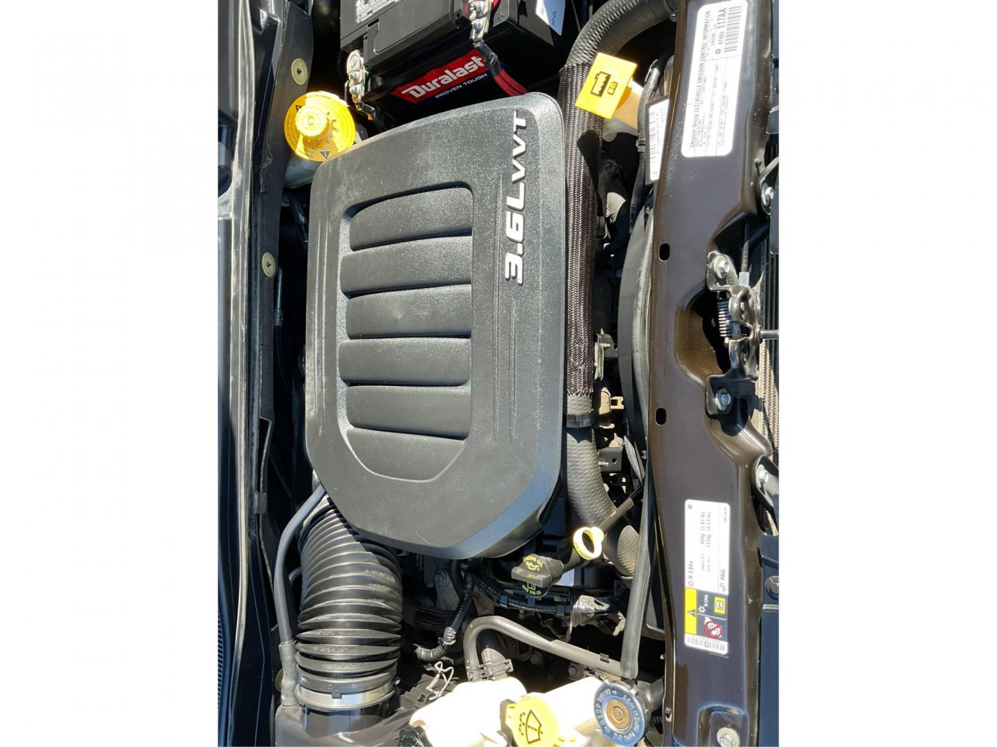 2015 Dodge Grand Caravan SXT (2C4RDGCG0FR) with an 3.6L V-6 DOHC engine, located at 8750 N County Rd 25A, Piqua, OH, 45356, (937) 908-9800, 40.164391, -84.232513 - Photo#10