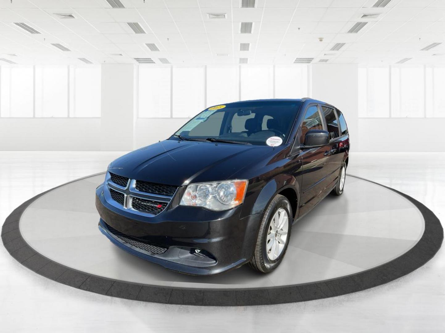 2015 Dodge Grand Caravan SXT (2C4RDGCG0FR) with an 3.6L V-6 DOHC engine, located at 8750 N County Rd 25A, Piqua, OH, 45356, (937) 908-9800, 40.164391, -84.232513 - Photo#7
