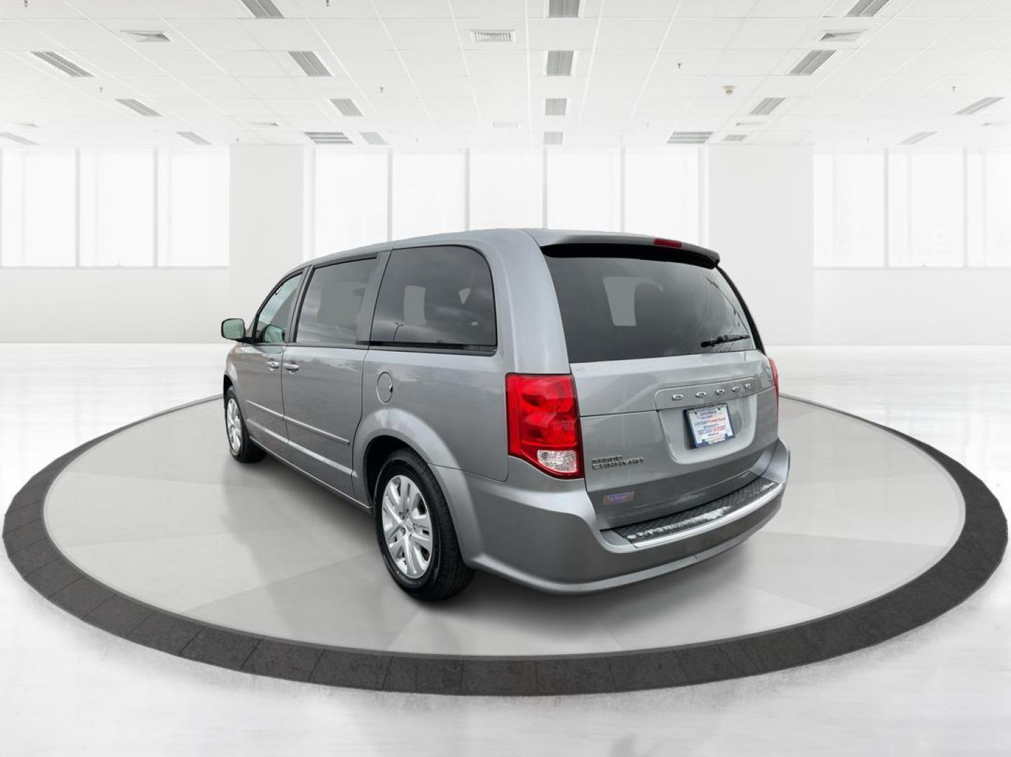 2015 Dodge Grand Caravan SE (2C4RDGBG9FR) with an Other engine, located at 1099 N County Rd 25A , Troy, OH, 45373, (937) 908-9800, 40.057079, -84.212883 - Photo#4