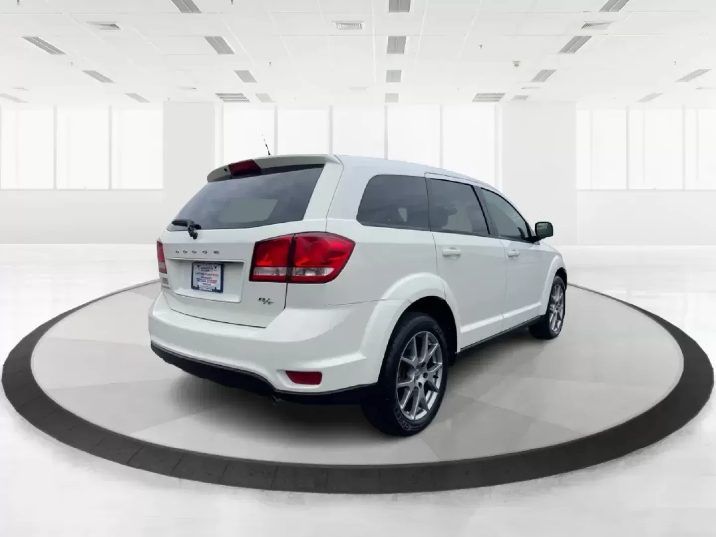 2015 Dodge Journey R/T (3C4PDDEG0FT) with an 3.6L V-6 DOHC engine, located at 1184 Kauffman Ave, Fairborn, OH, 45324, (937) 908-9800, 39.807072, -84.030914 - Photo#2