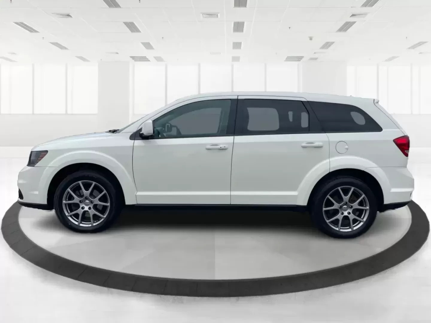 2015 Dodge Journey R/T (3C4PDDEG0FT) with an 3.6L V-6 DOHC engine, located at 1184 Kauffman Ave, Fairborn, OH, 45324, (937) 908-9800, 39.807072, -84.030914 - Photo#5