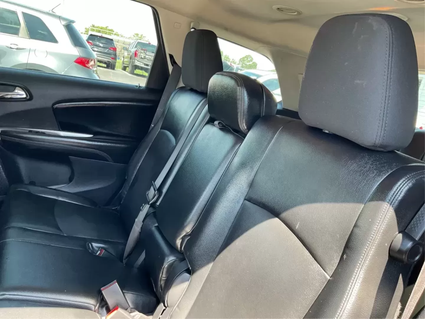 2015 Dodge Journey SE (3C4PDCABXFT) with an 2.4L L4 DOHC 16V engine, 4-Speed Automatic transmission, located at 1184 Kauffman Ave, Fairborn, OH, 45324, (937) 908-9800, 39.807072, -84.030914 - Photo#9