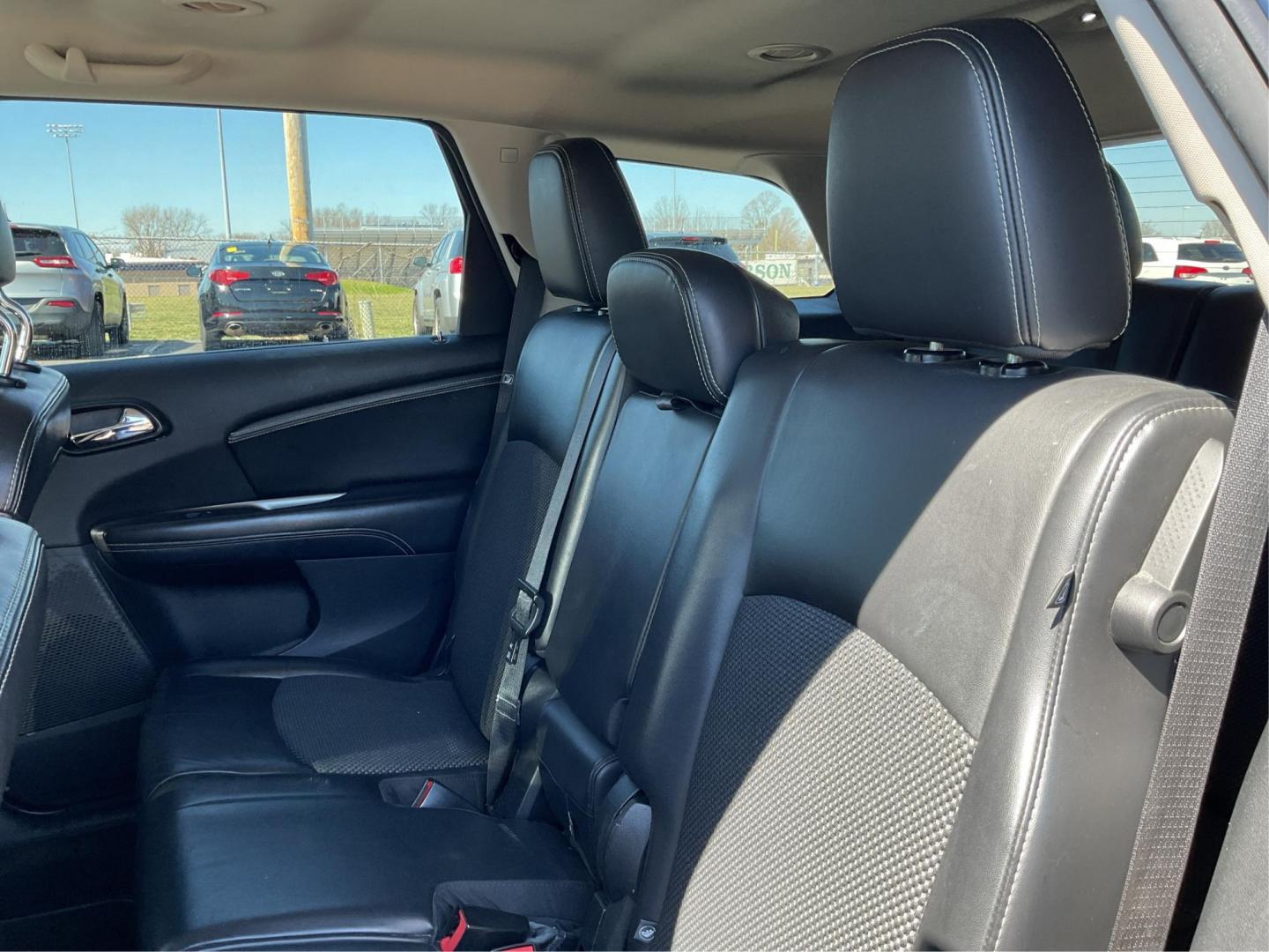 2015 Dodge Journey Crossroad (3C4PDDGG9FT) with an 3.6L V-6 DOHC engine, located at 8750 N County Rd 25A, Piqua, OH, 45356, (937) 908-9800, 40.164391, -84.232513 - Photo#9