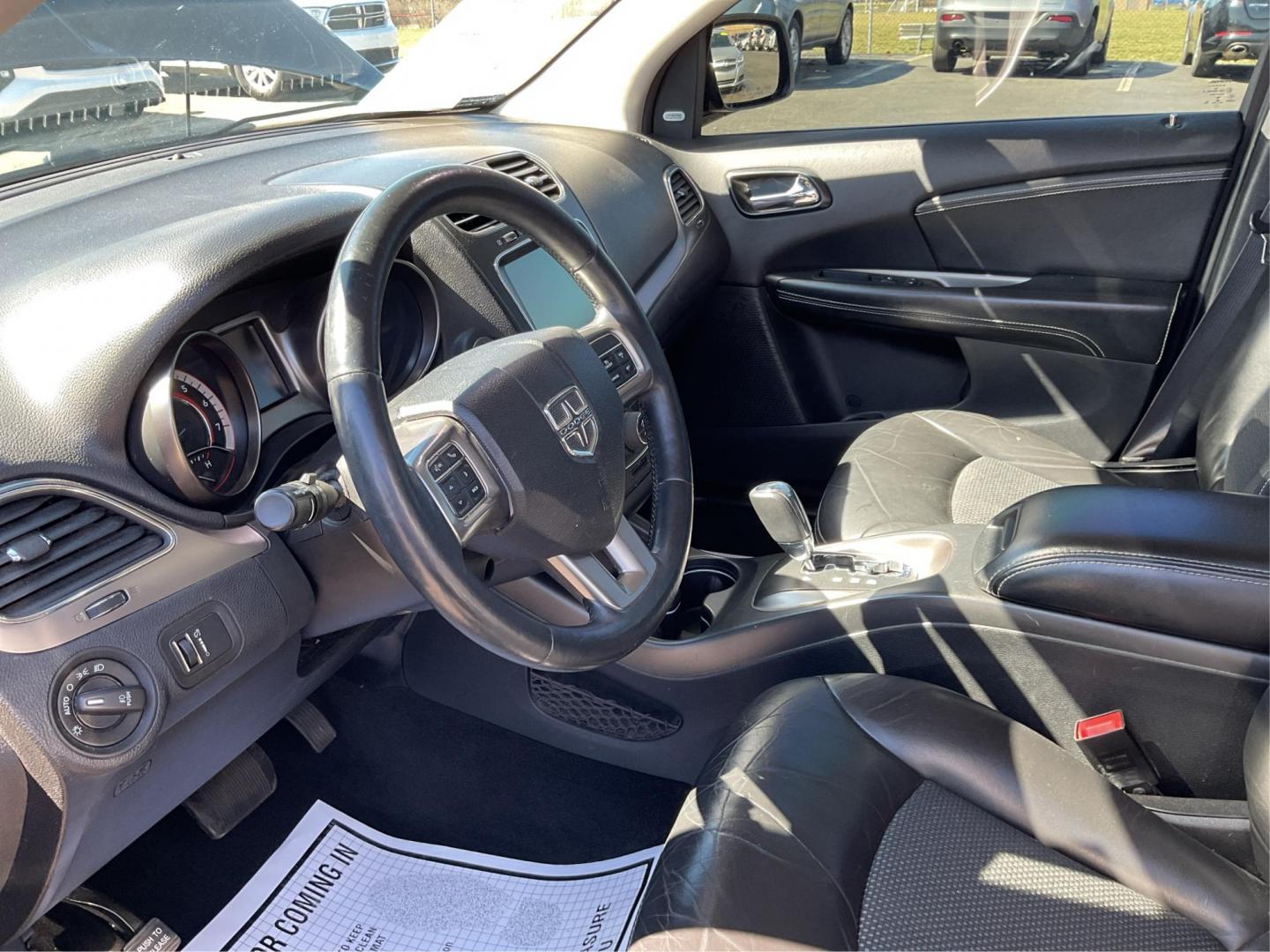 2015 Dodge Journey Crossroad (3C4PDDGG9FT) with an 3.6L V-6 DOHC engine, located at 8750 N County Rd 25A, Piqua, OH, 45356, (937) 908-9800, 40.164391, -84.232513 - Photo#8