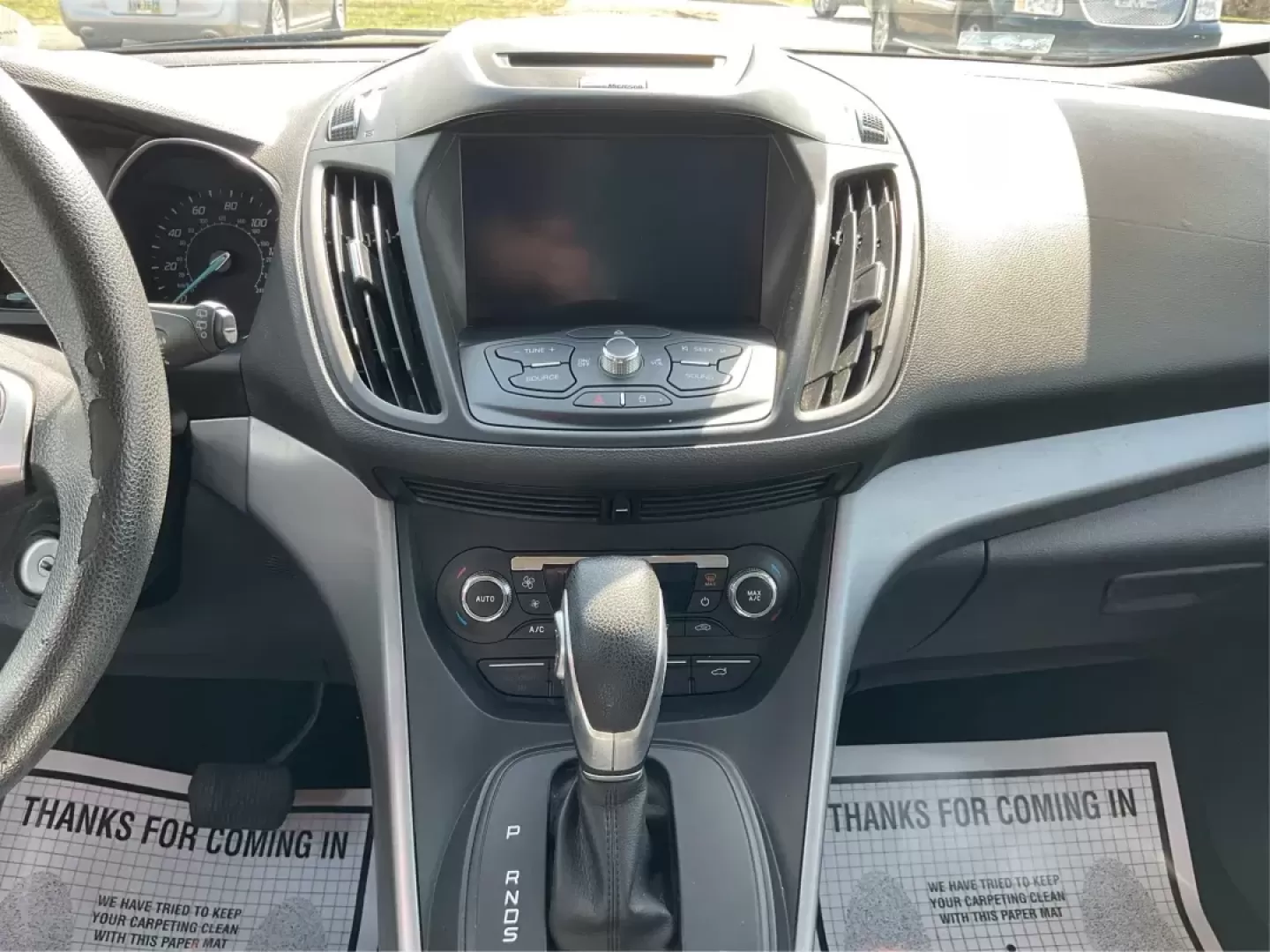 2015 Ford Escape SE (1FMCU9G92FU) with an EcoBoost 1.6L I-4 gasoline direct injection engine, located at 1184 Kauffman Ave, Fairborn, OH, 45324, (937) 908-9800, 39.807072, -84.030914 - Photo#12