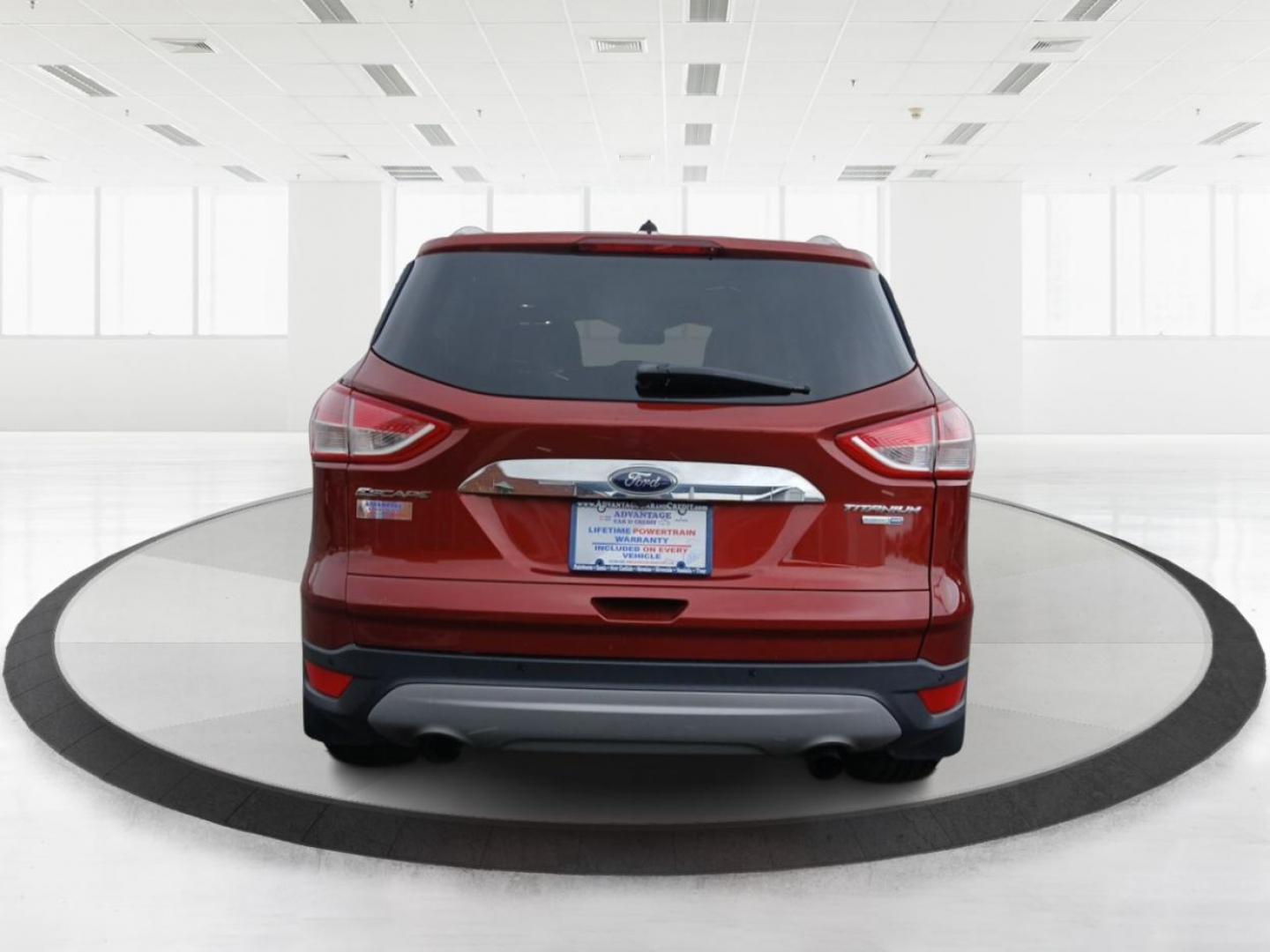 2015 Ford Escape Titanium 4WD (1FMCU9J92FU) with an 2.0L L4 DOHC 16V engine, 6-Speed Automatic transmission, located at 1951 S Dayton Lakeview Rd., New Carlisle, OH, 45344, (937) 908-9800, 39.890999, -84.050255 - Photo#3