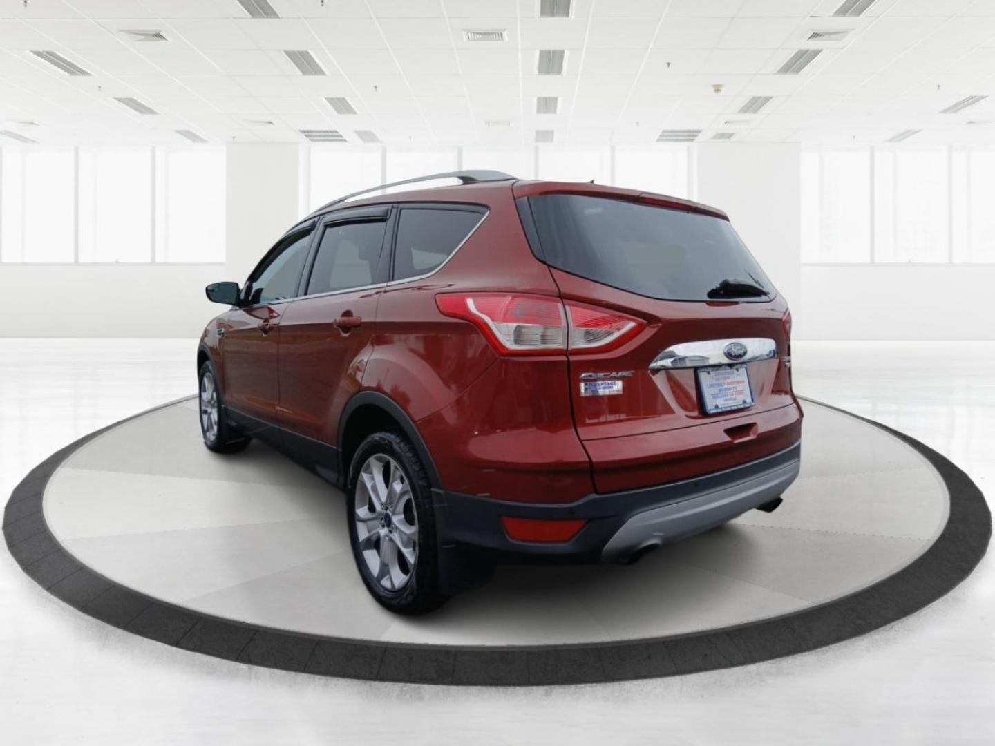 2015 Ford Escape Titanium 4WD (1FMCU9J92FU) with an 2.0L L4 DOHC 16V engine, 6-Speed Automatic transmission, located at 1951 S Dayton Lakeview Rd., New Carlisle, OH, 45344, (937) 908-9800, 39.890999, -84.050255 - Photo#4