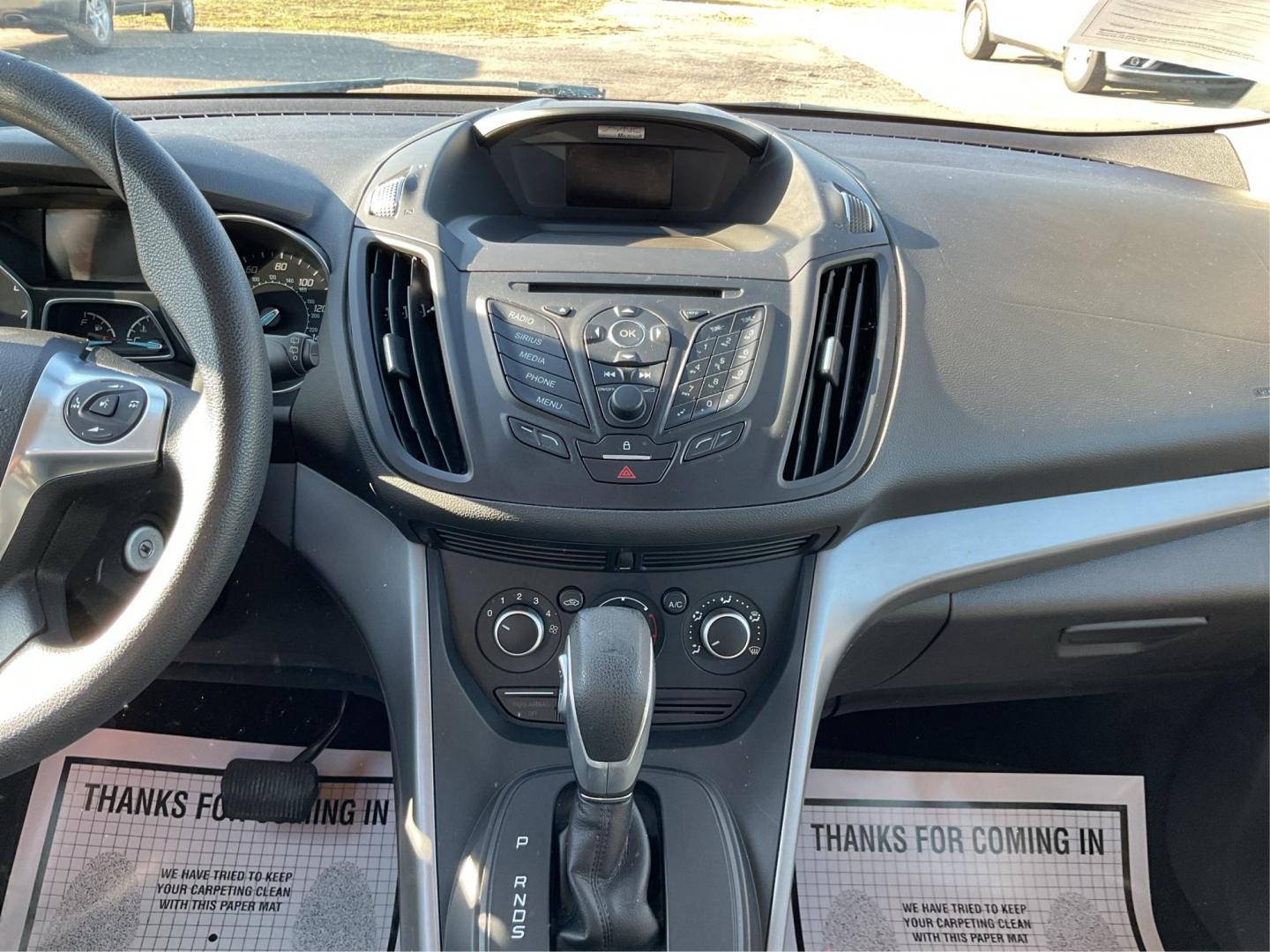 2015 Ford Escape SE (1FMCU0G92FU) with an Duratec 2.5L I-4 DOHC engine, located at 8750 N County Rd 25A, Piqua, OH, 45356, (937) 908-9800, 40.164391, -84.232513 - Photo#12