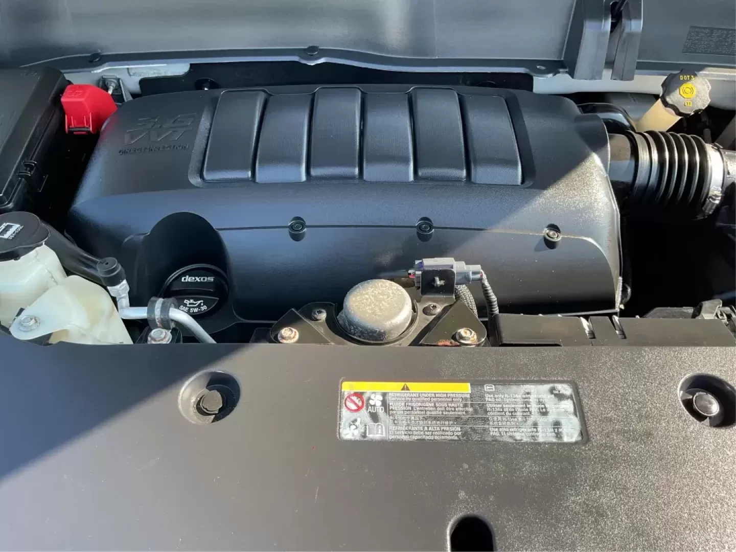 2015 GMC Acadia Denali (1GKKVTKD9FJ) with an 3.6L V-6 gasoline direct injection engine, located at 1951 S Dayton Lakeview Rd., New Carlisle, OH, 45344, (937) 908-9800, 39.890999, -84.050255 - Photo#10