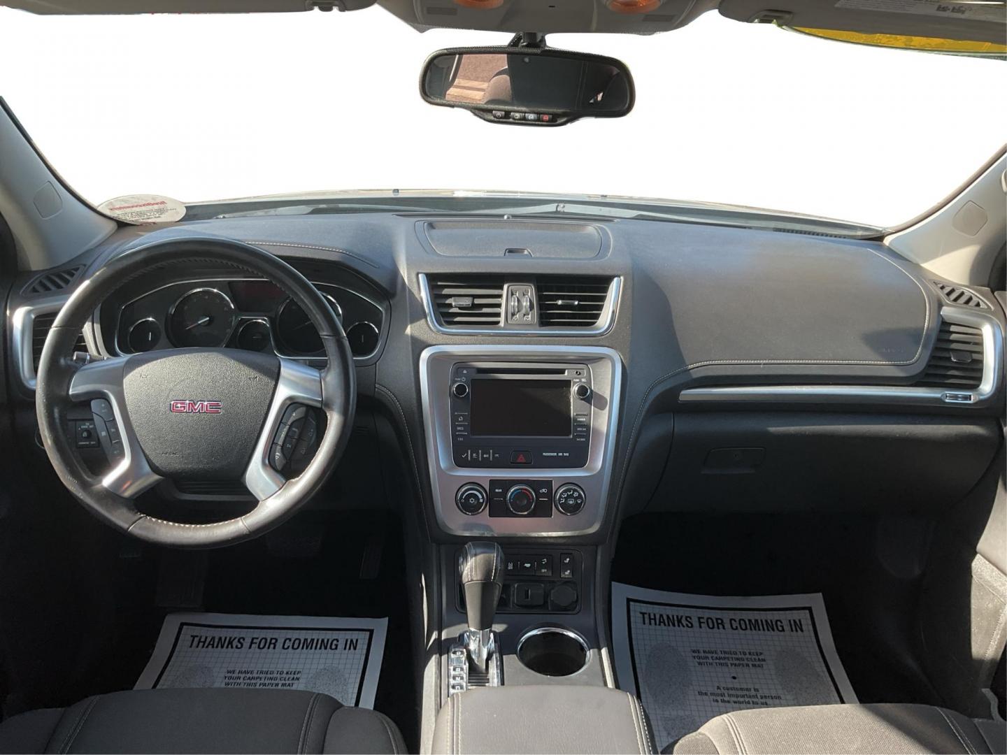 2015 Quicksilver Metallic GMC Acadia SLE-2 AWD (1GKKVPKD4FJ) with an 3.6L V6 DOHC 24V engine, 6-Speed Automatic transmission, located at 1951 S Dayton Lakeview Rd., New Carlisle, OH, 45344, (937) 908-9800, 39.890999, -84.050255 - Photo#19
