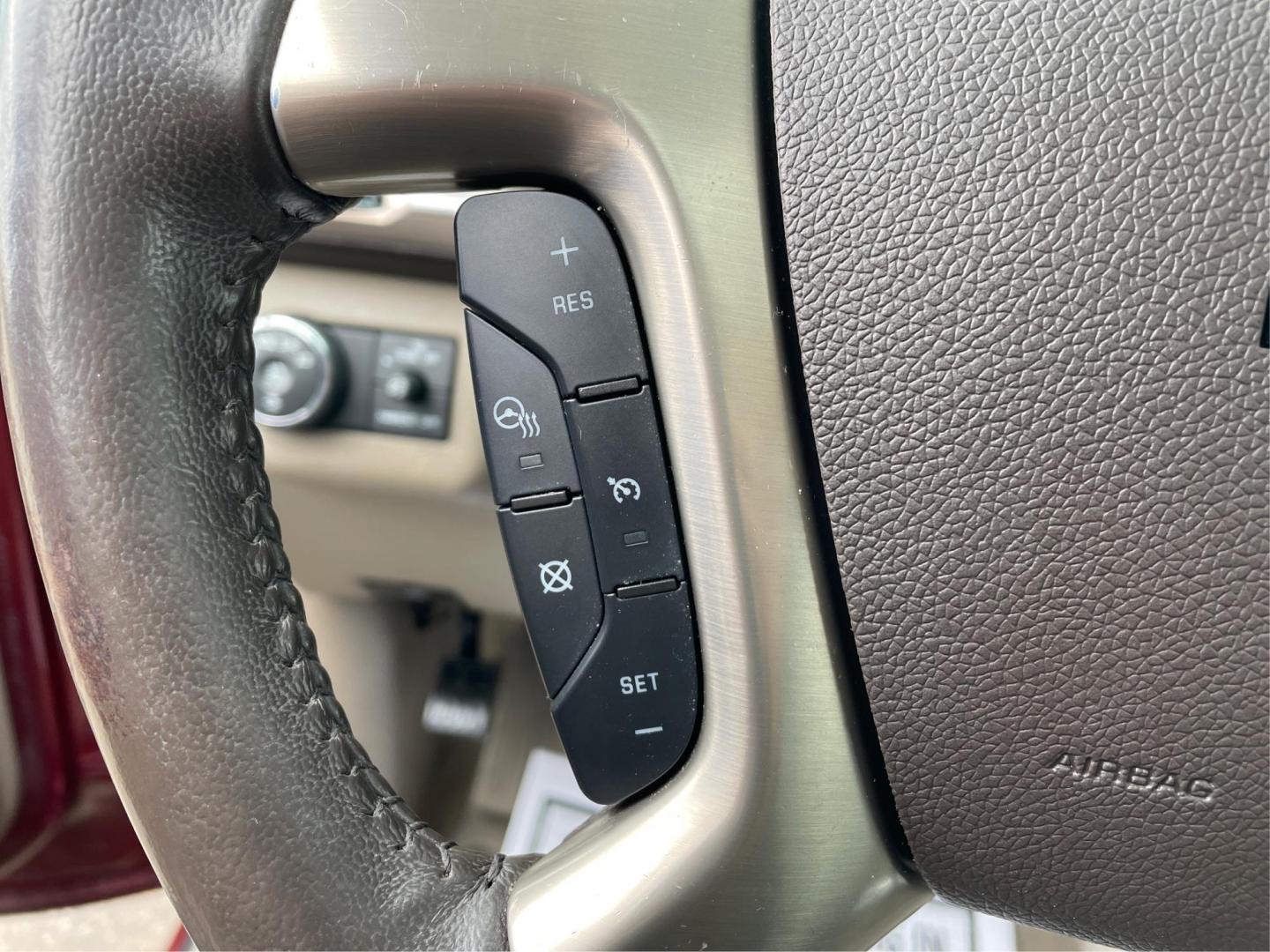 2015 GMC Acadia Denali (1GKKVTKD9FJ) with an 3.6L V-6 gasoline direct injection engine, located at 8750 N County Rd 25A, Piqua, OH, 45356, (937) 908-9800, 40.164391, -84.232513 - Photo#15