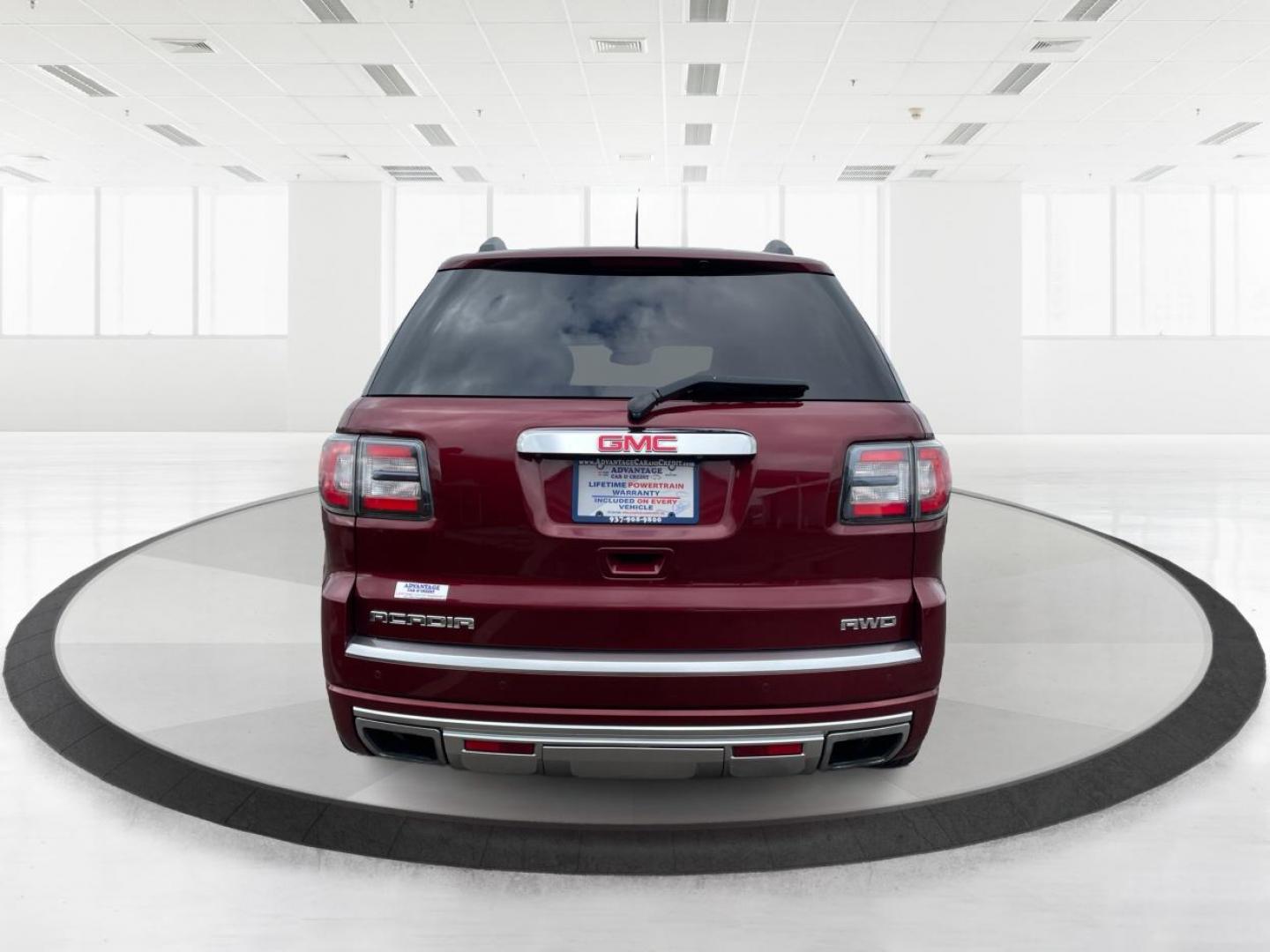 2015 GMC Acadia Denali (1GKKVTKD9FJ) with an 3.6L V-6 gasoline direct injection engine, located at 8750 N County Rd 25A, Piqua, OH, 45356, (937) 908-9800, 40.164391, -84.232513 - Photo#3