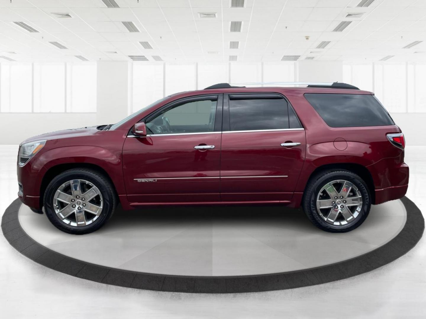 2015 GMC Acadia Denali (1GKKVTKD9FJ) with an 3.6L V-6 gasoline direct injection engine, located at 8750 N County Rd 25A, Piqua, OH, 45356, (937) 908-9800, 40.164391, -84.232513 - Photo#5